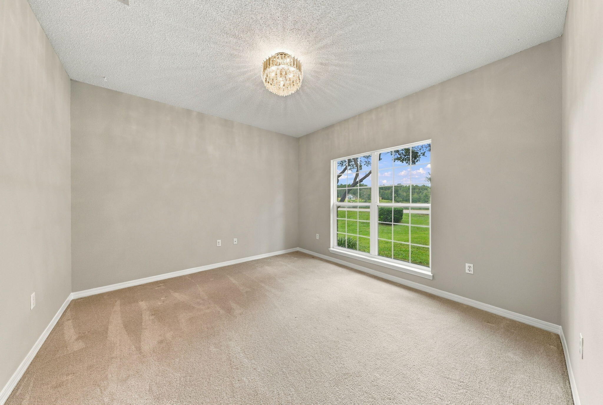LAKESIDE EAST AMENDED LOT 42 BLK C - Residential