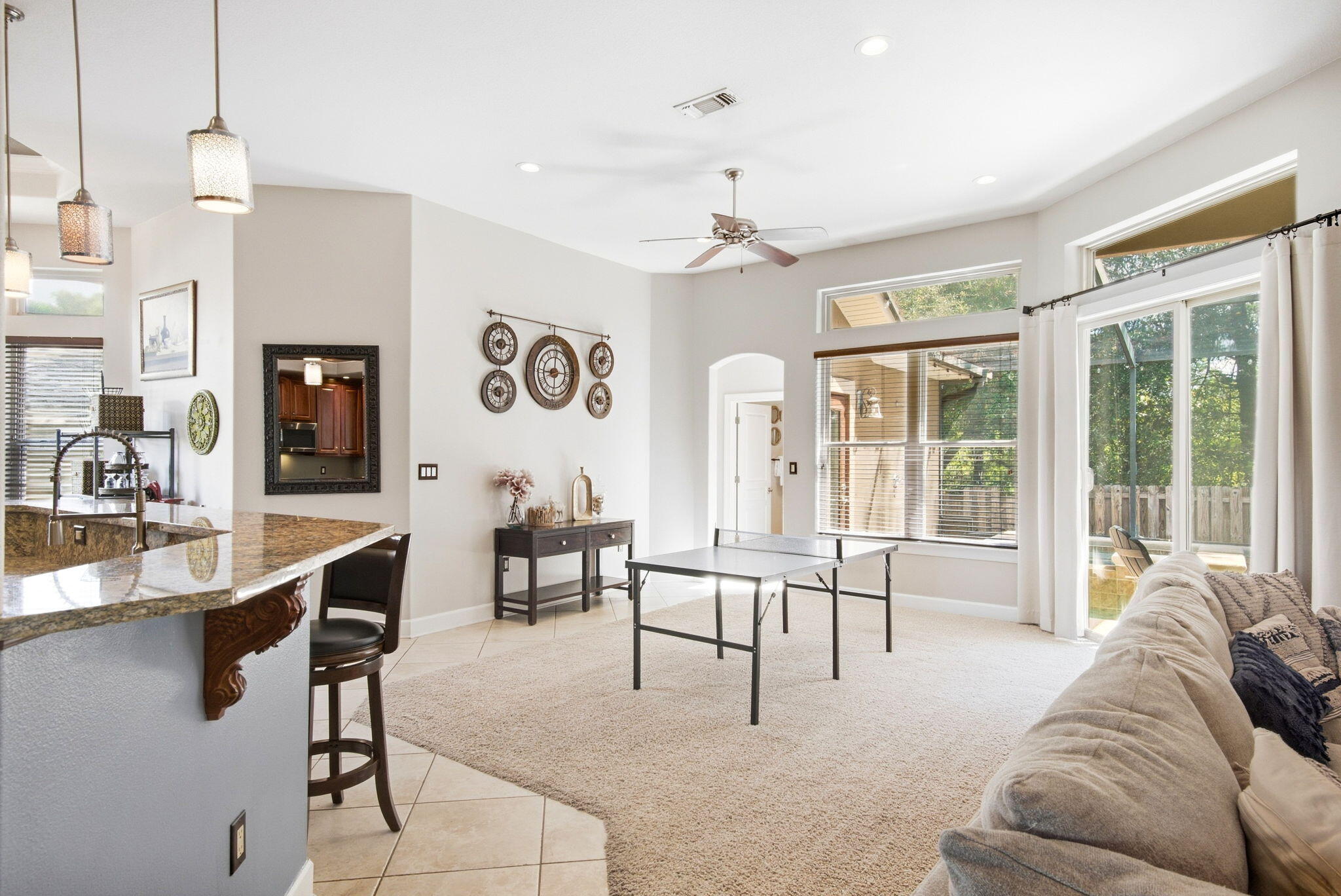 CHARDONNAY ESTATES - Residential