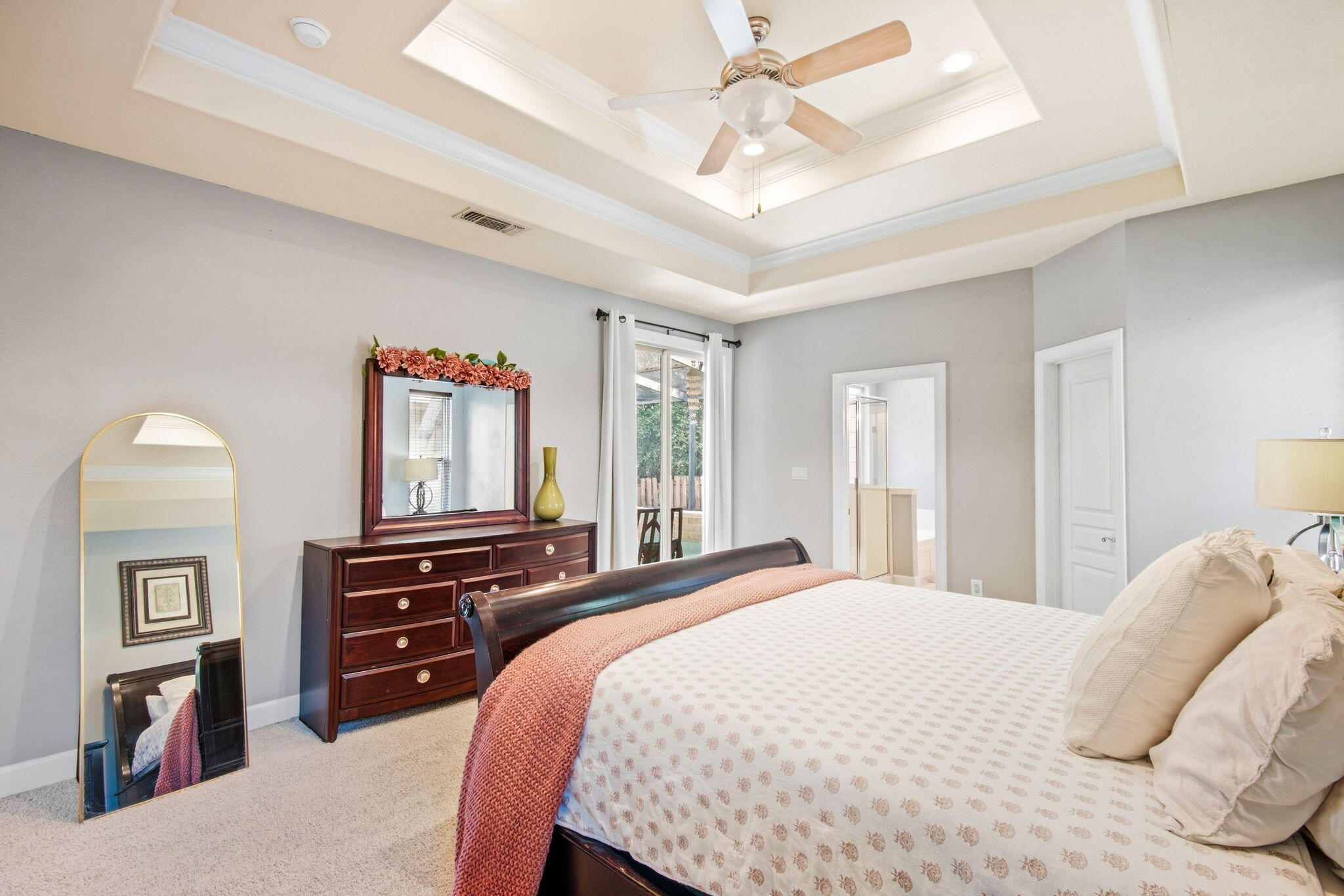 CHARDONNAY ESTATES - Residential