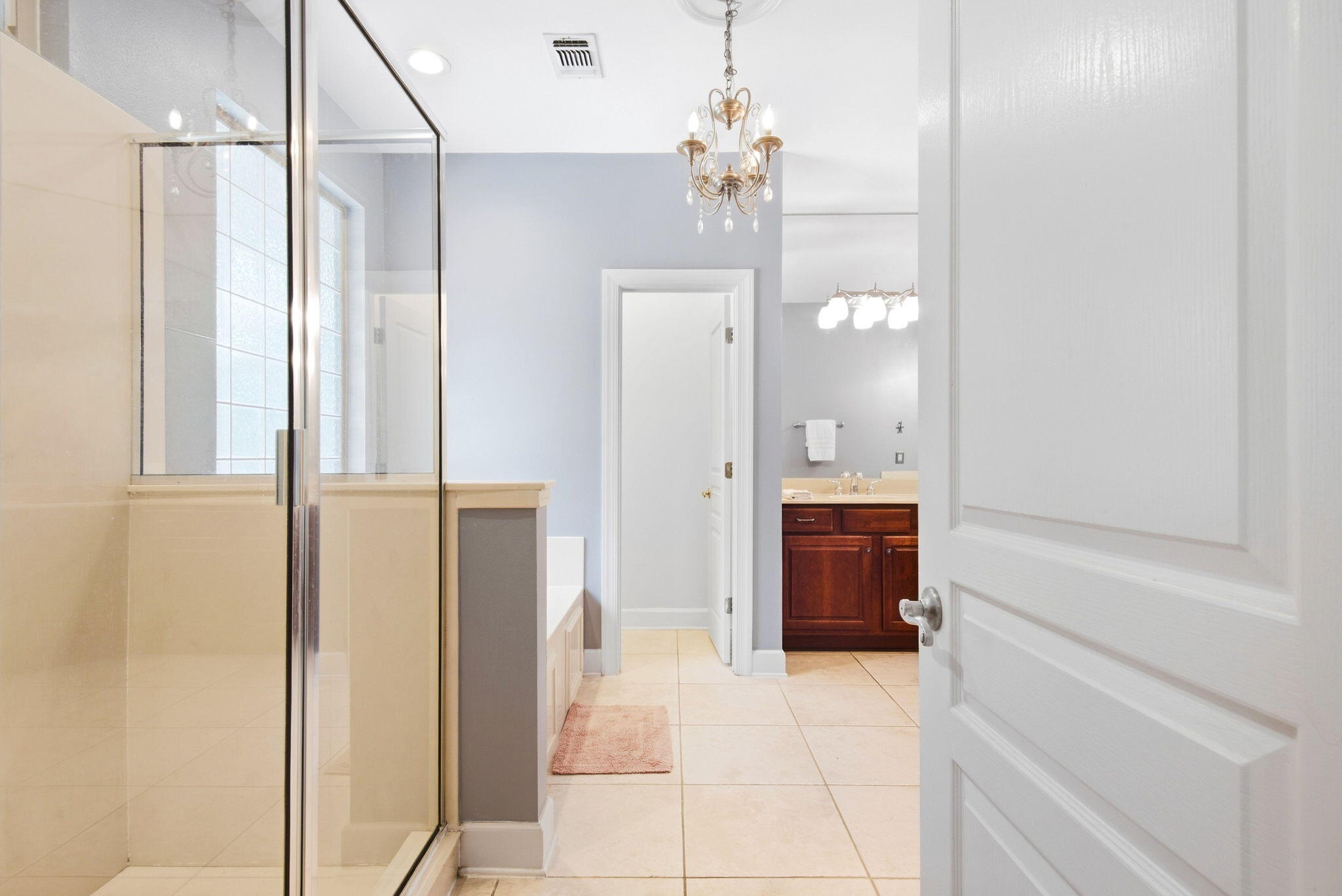 CHARDONNAY ESTATES - Residential