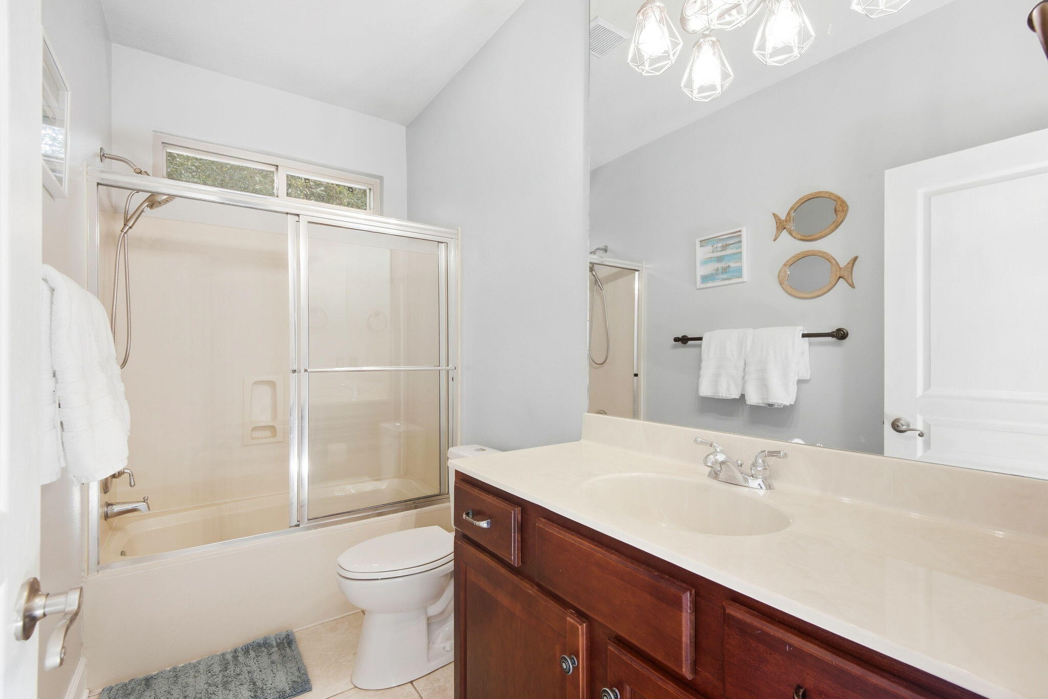 CHARDONNAY ESTATES - Residential
