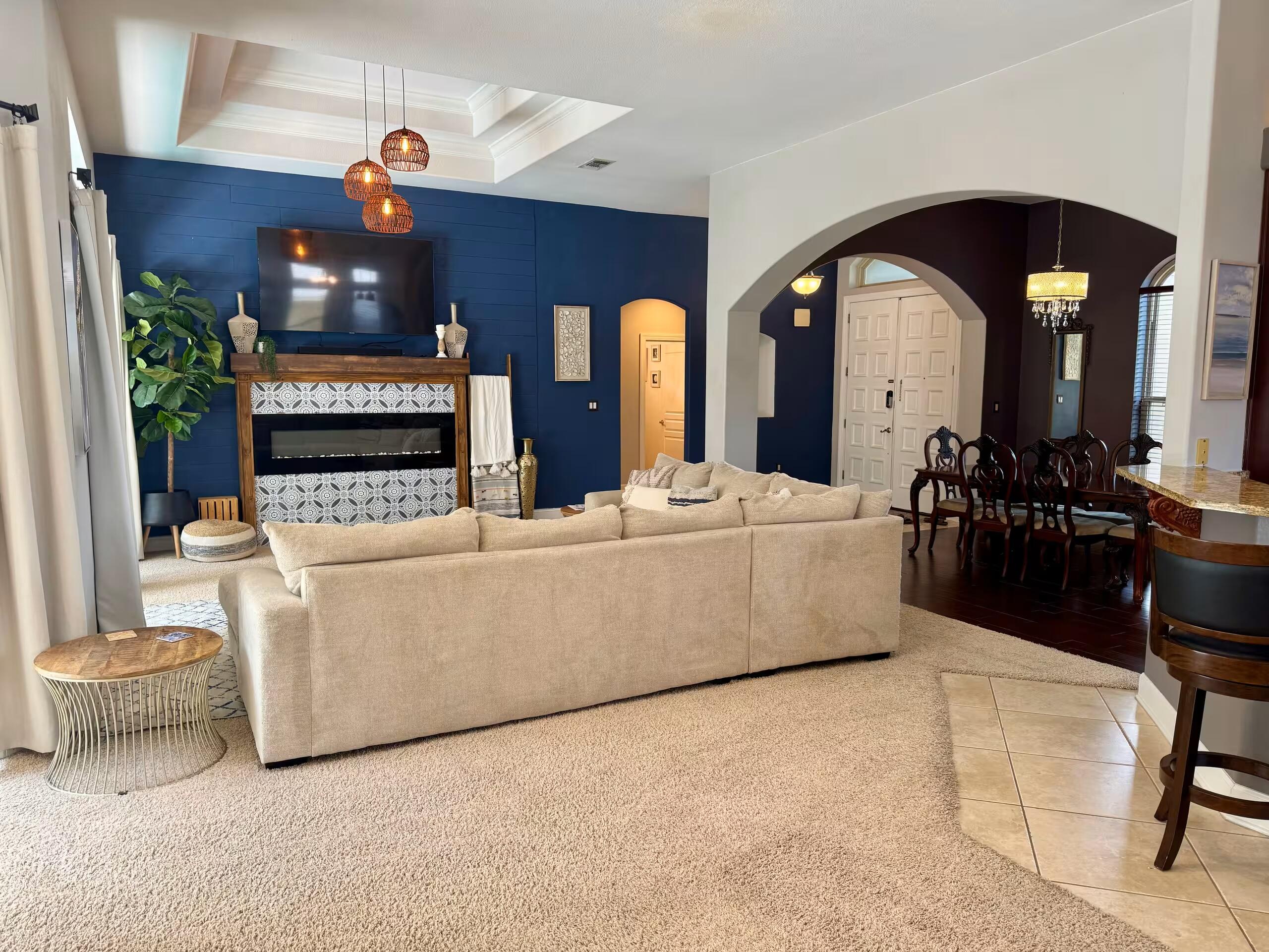 CHARDONNAY ESTATES - Residential