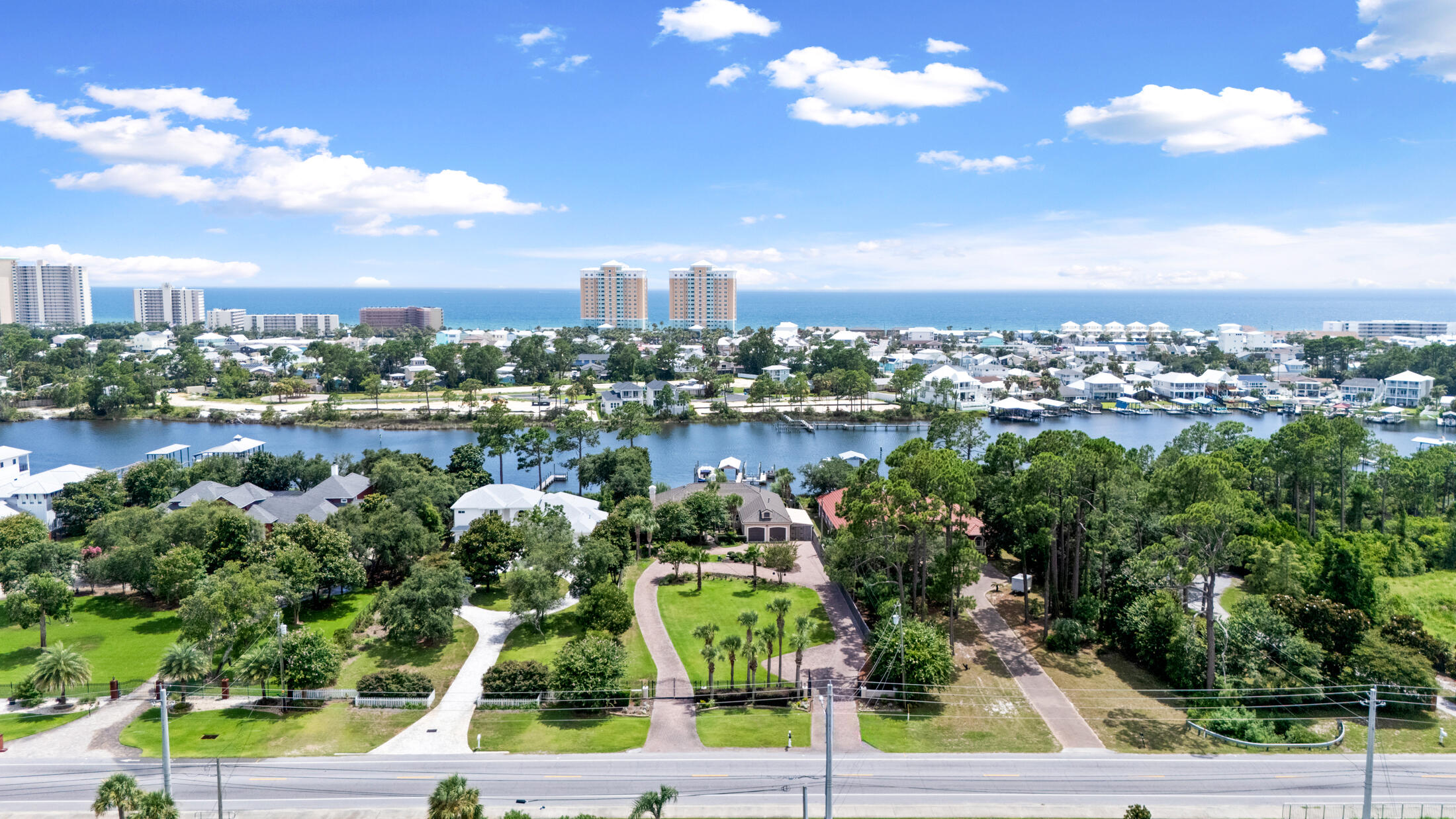 NO RECORDED SUBDIVISION - Residential