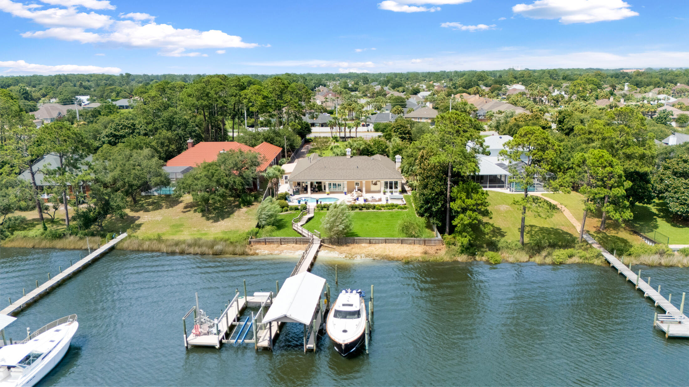 NO RECORDED SUBDIVISION - Residential