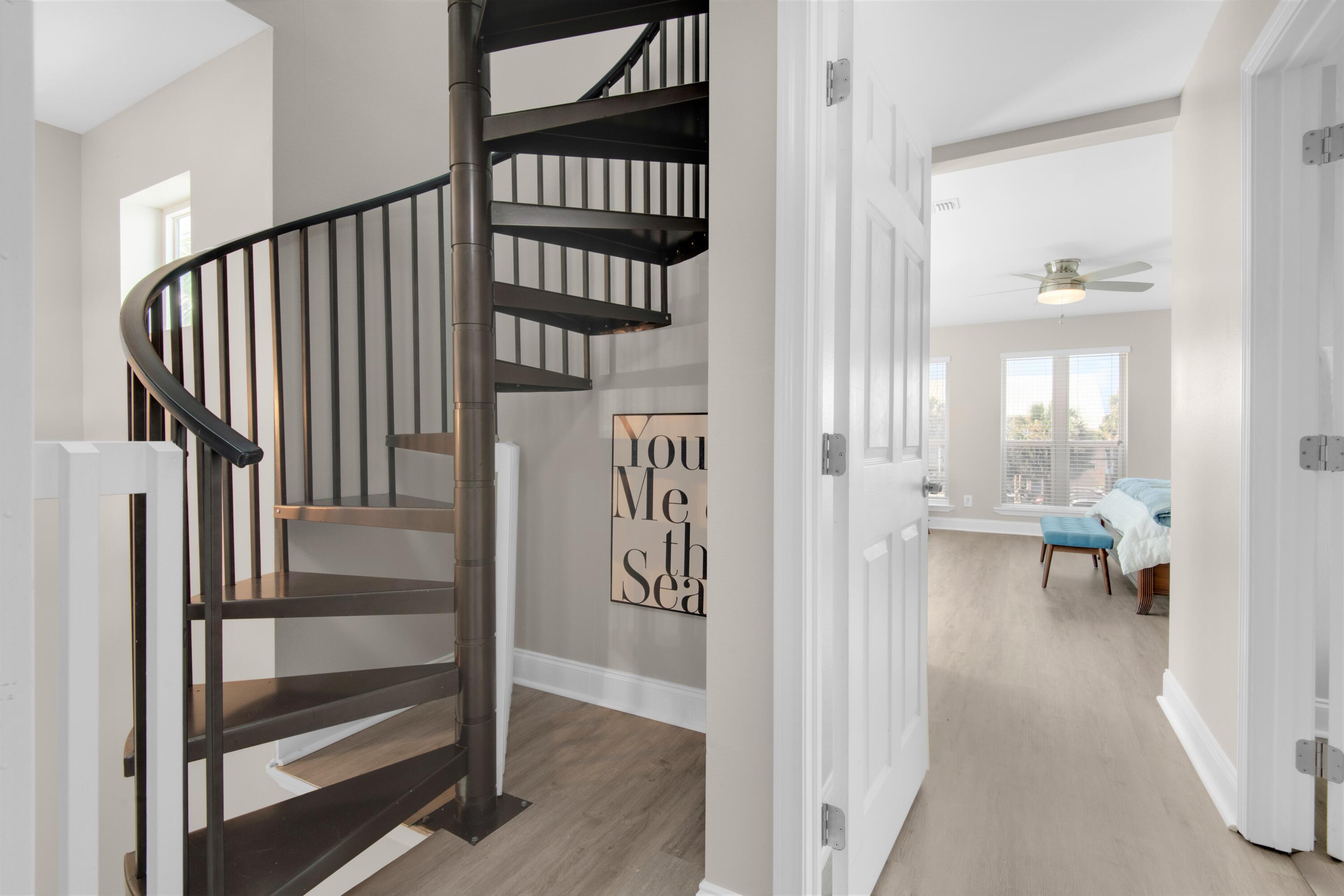 CRYSTAL BEACH - Residential