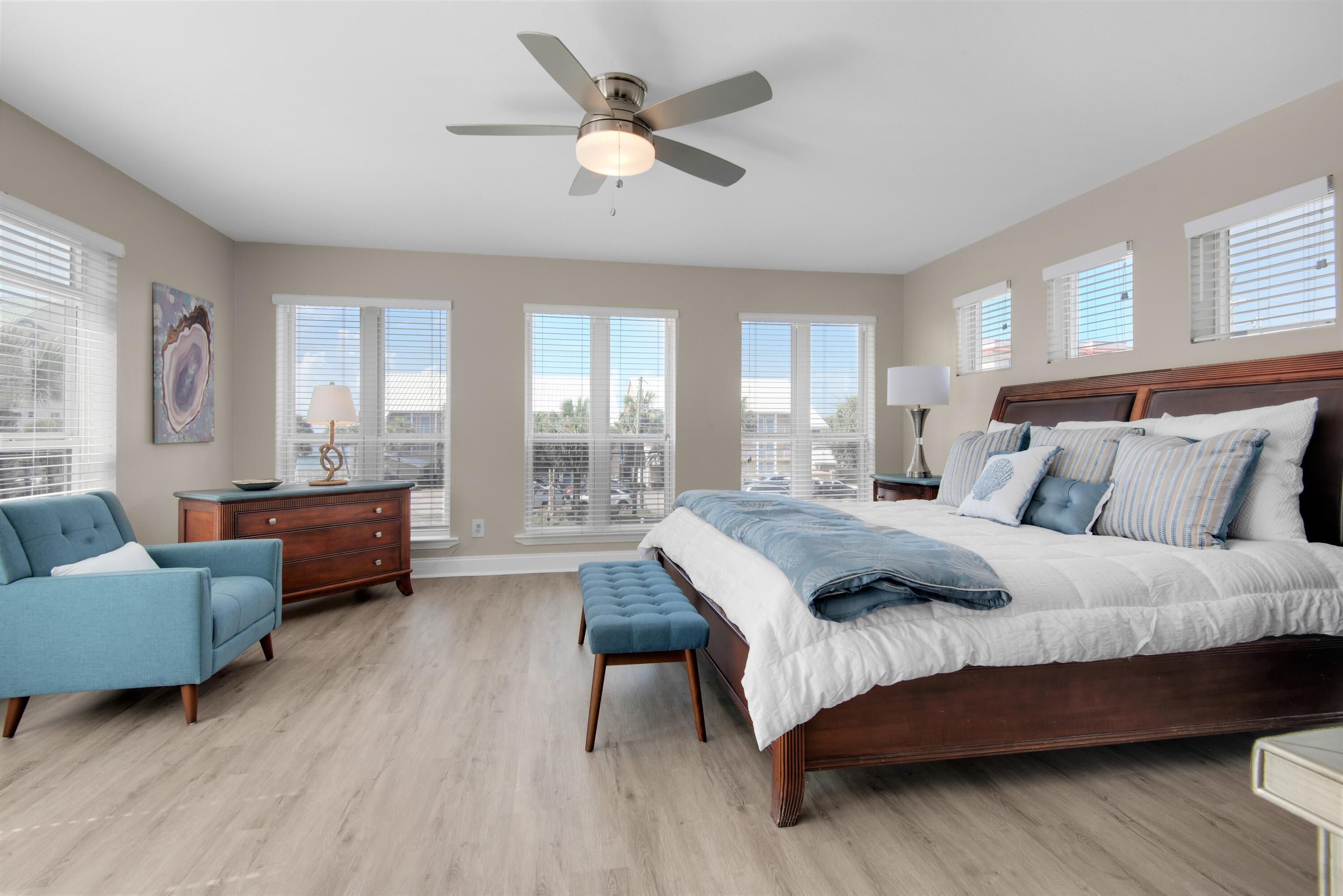 CRYSTAL BEACH - Residential