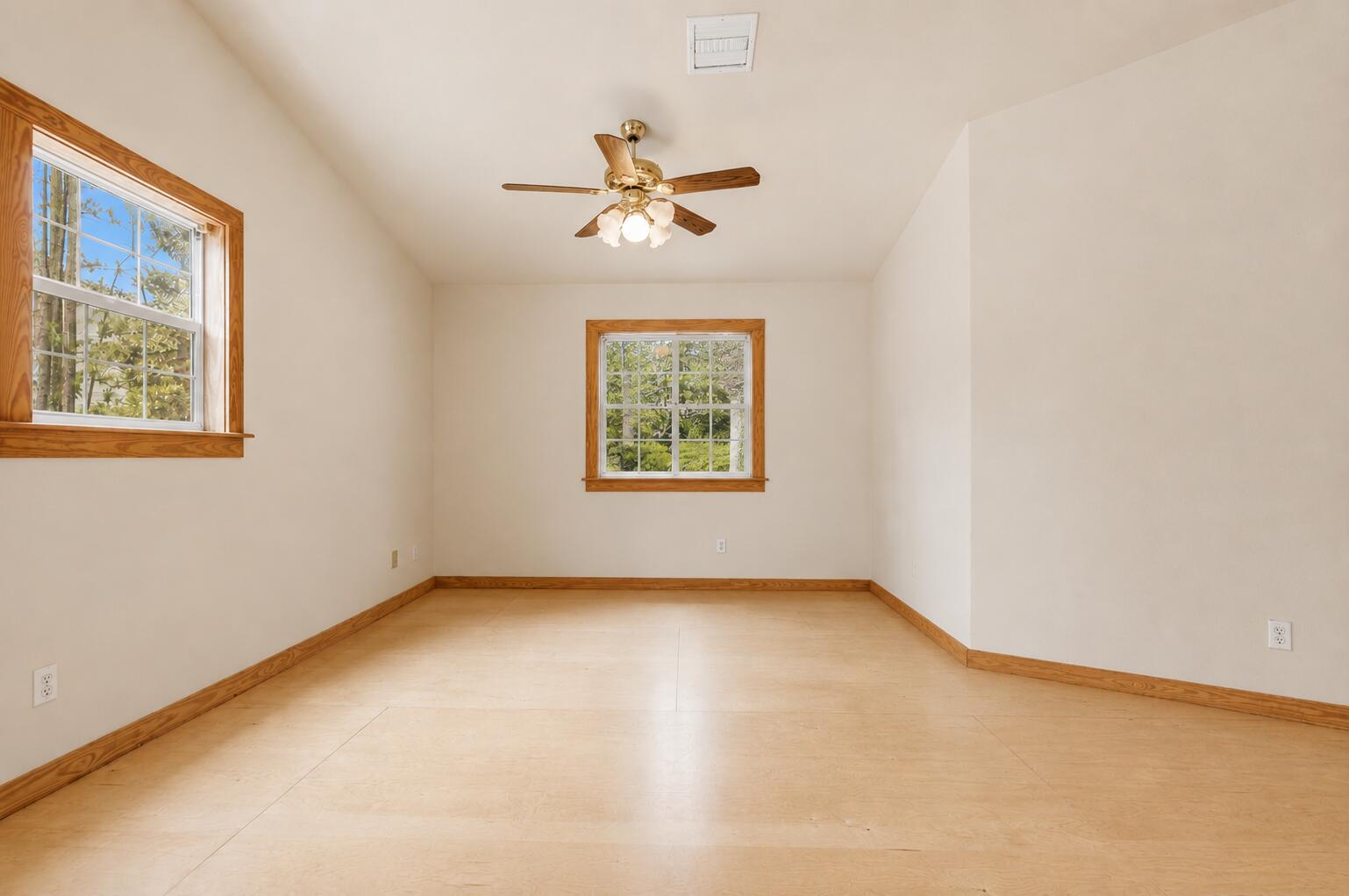 MILLS BAYOU - Residential