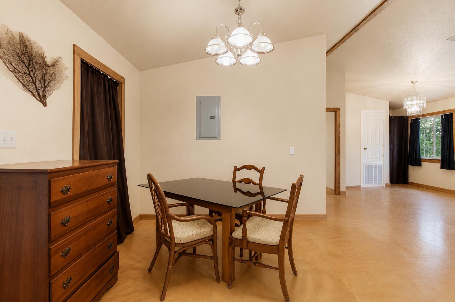 MILLS BAYOU - Residential