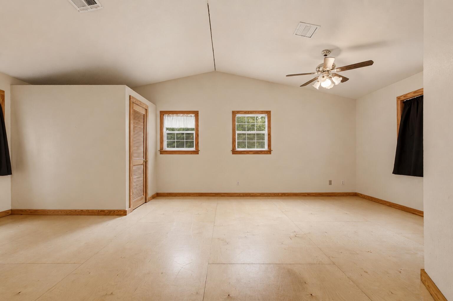 MILLS BAYOU - Residential