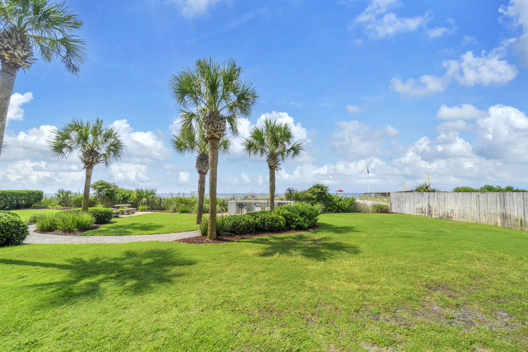 WATERS EDGE - Residential