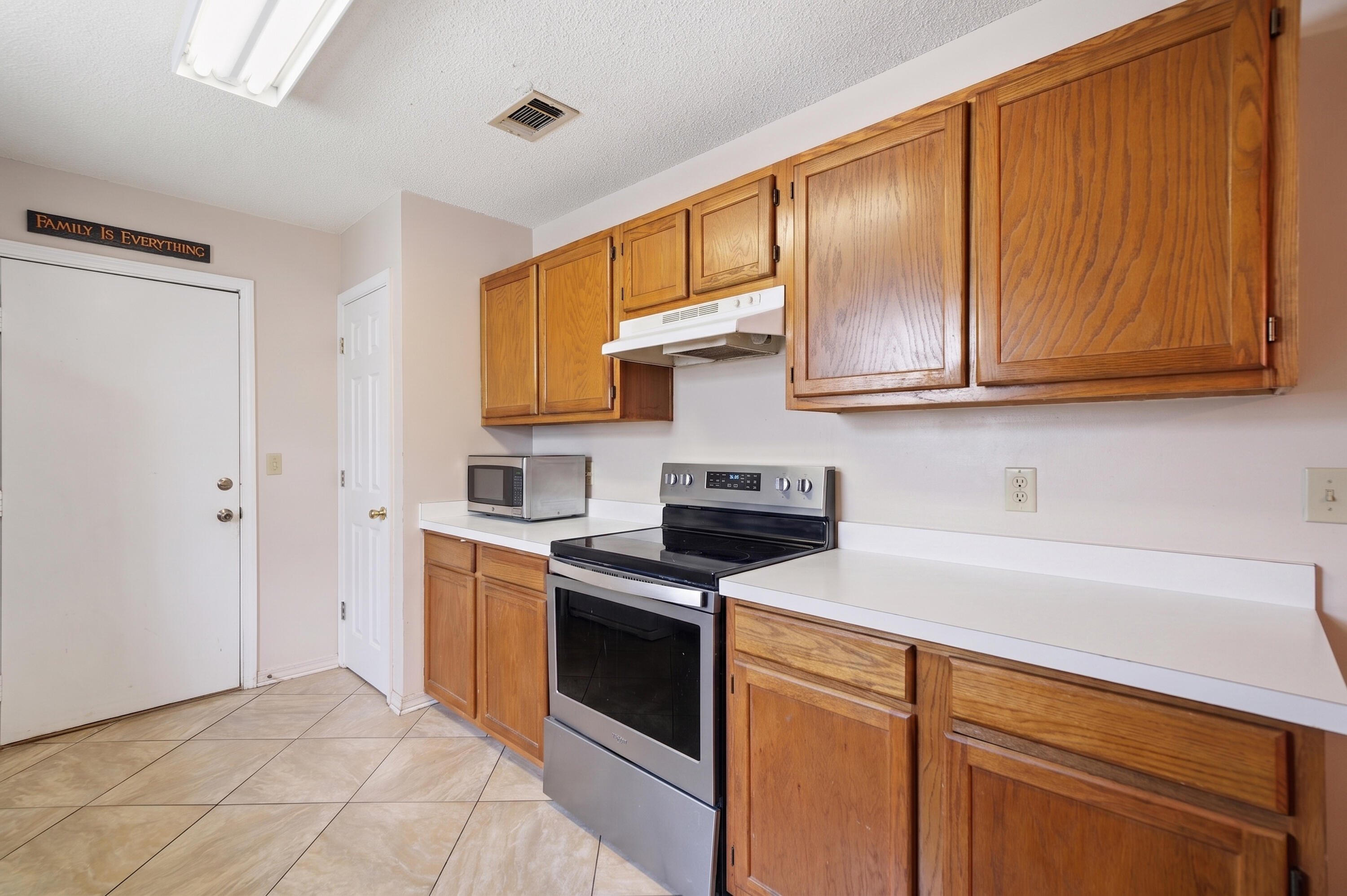 LEGION COVE S/D - Residential