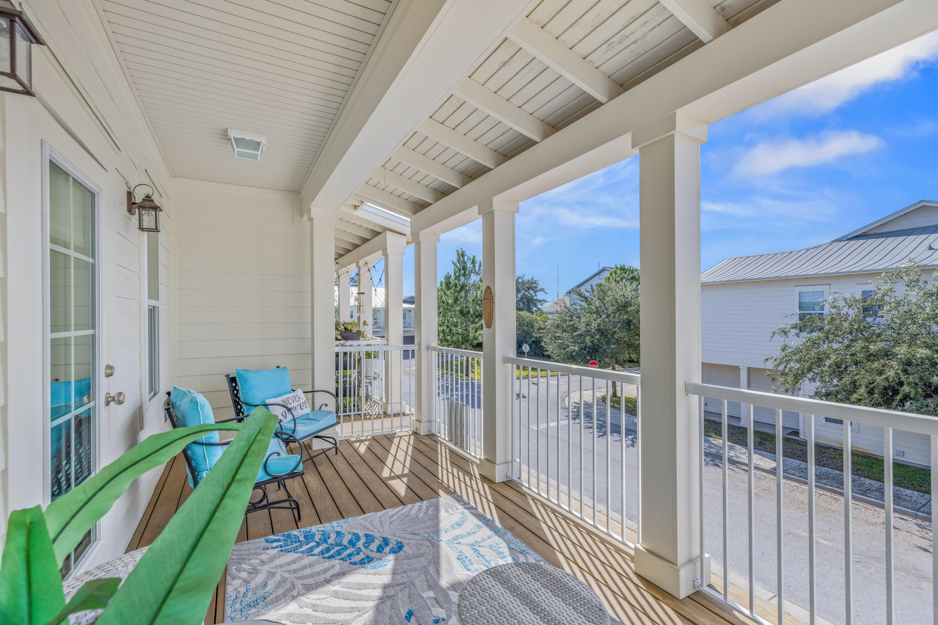 ONE TWENTY FIVE CRYSTAL BEACH DRIVE - Residential