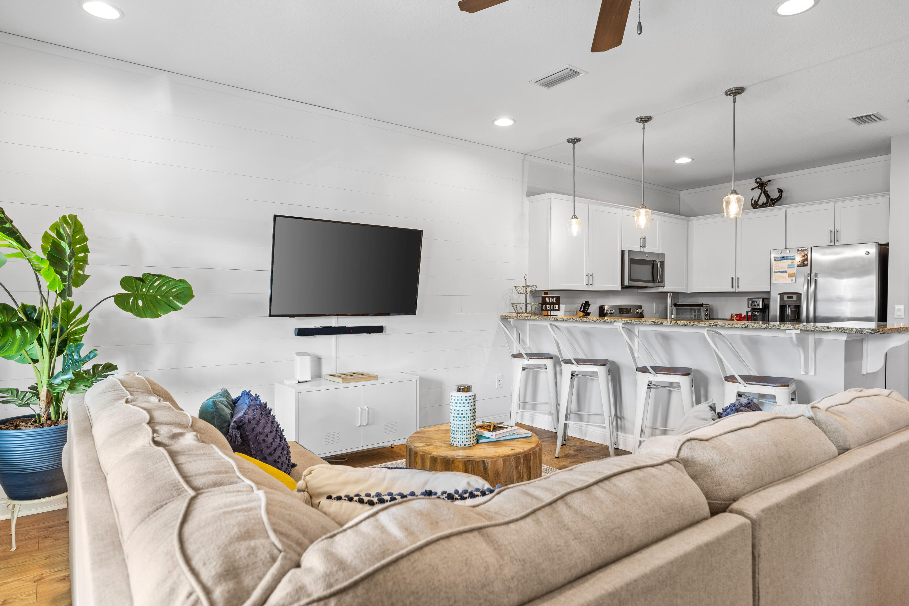 ONE TWENTY FIVE CRYSTAL BEACH DRIVE - Residential