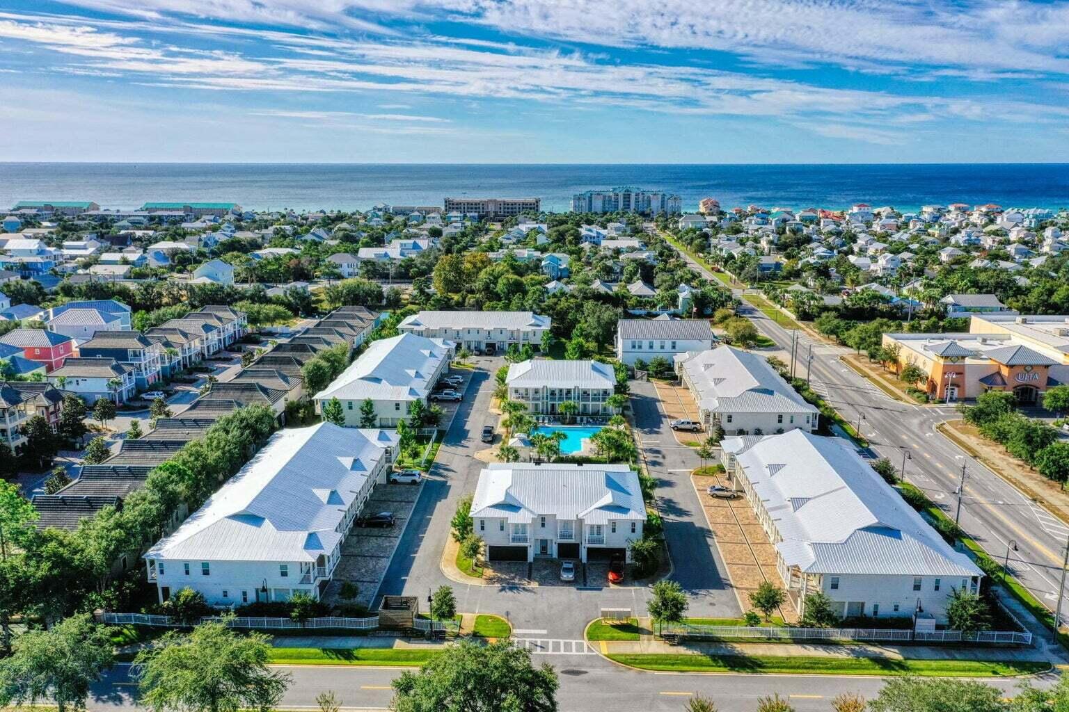 ONE TWENTY FIVE CRYSTAL BEACH DRIVE - Residential