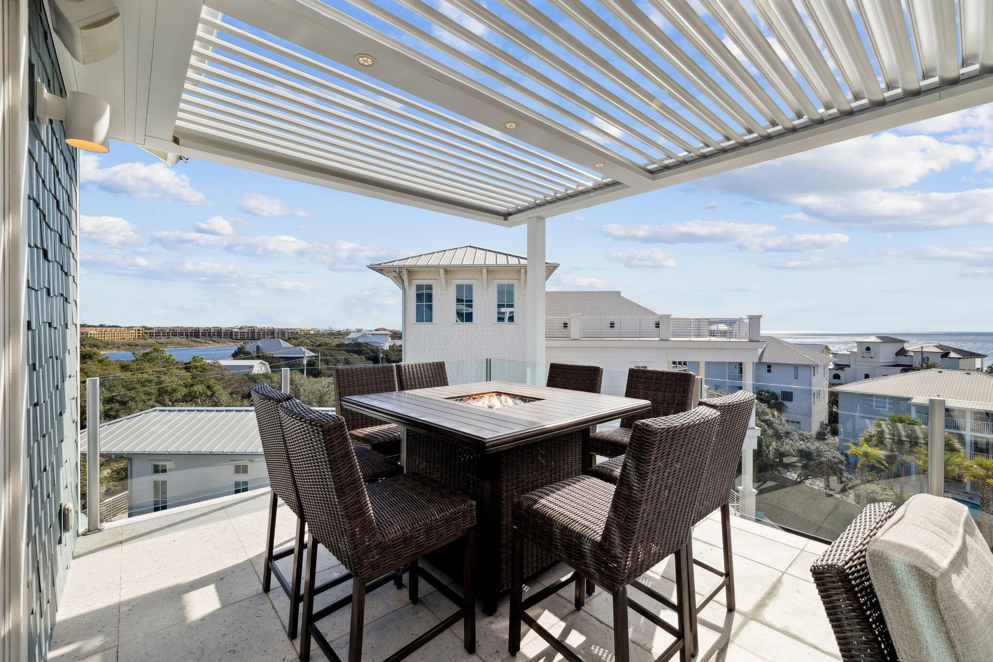 BLUE MOUNTAIN BEACH - Residential