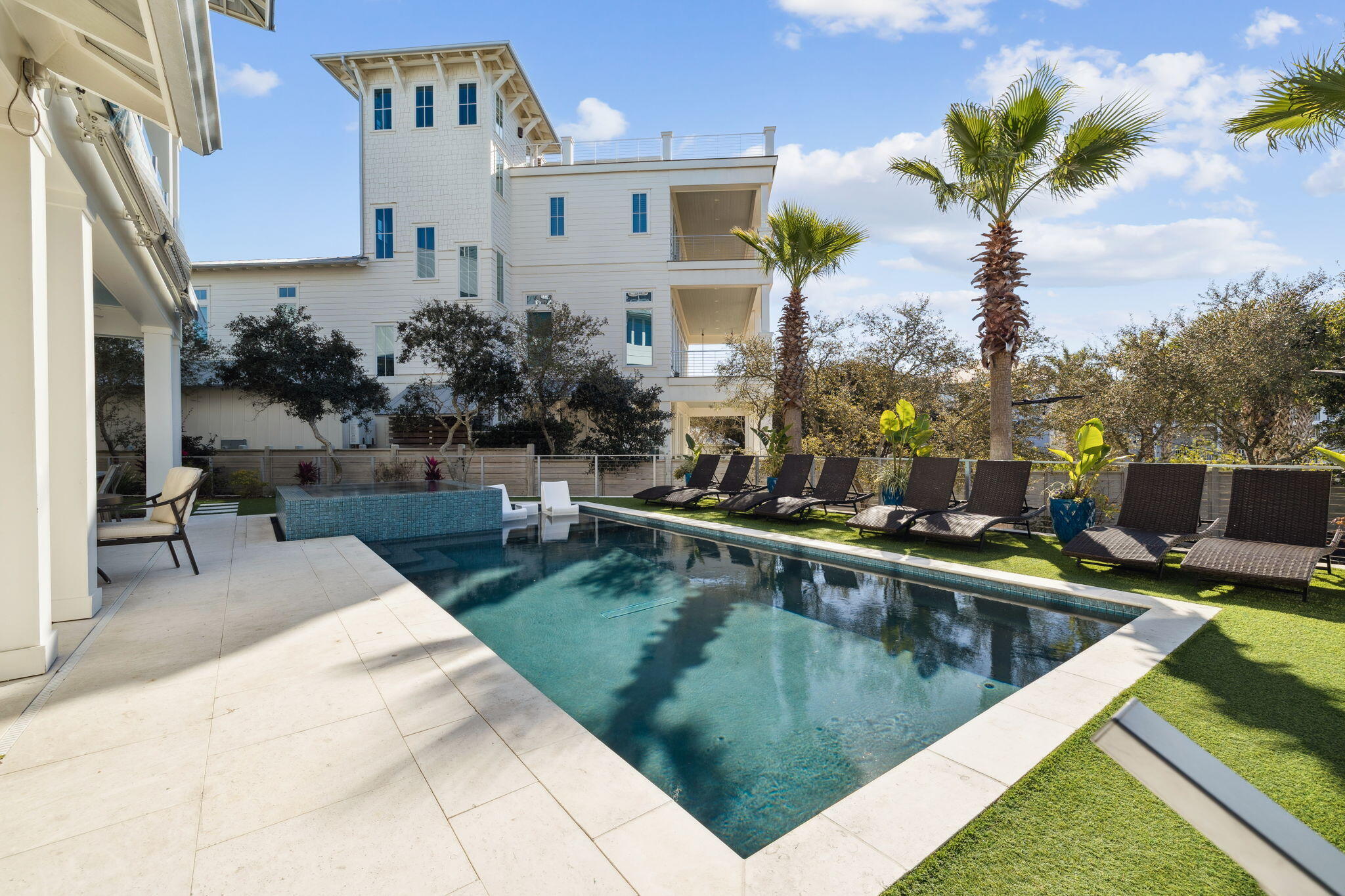 BLUE MOUNTAIN BEACH - Residential