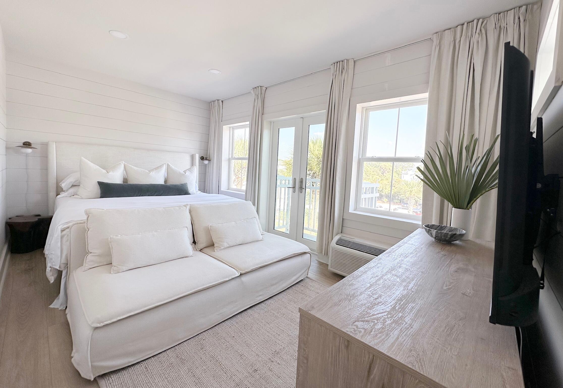 GULF PLACE TOWN CENTER EAST CONDO - Residential