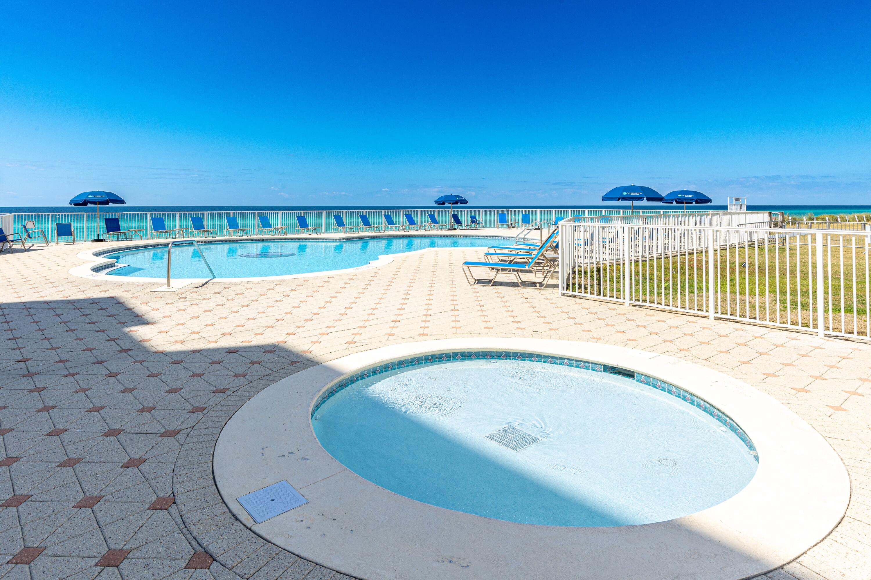 BEACH HOUSE CONDO PH 2 - Residential