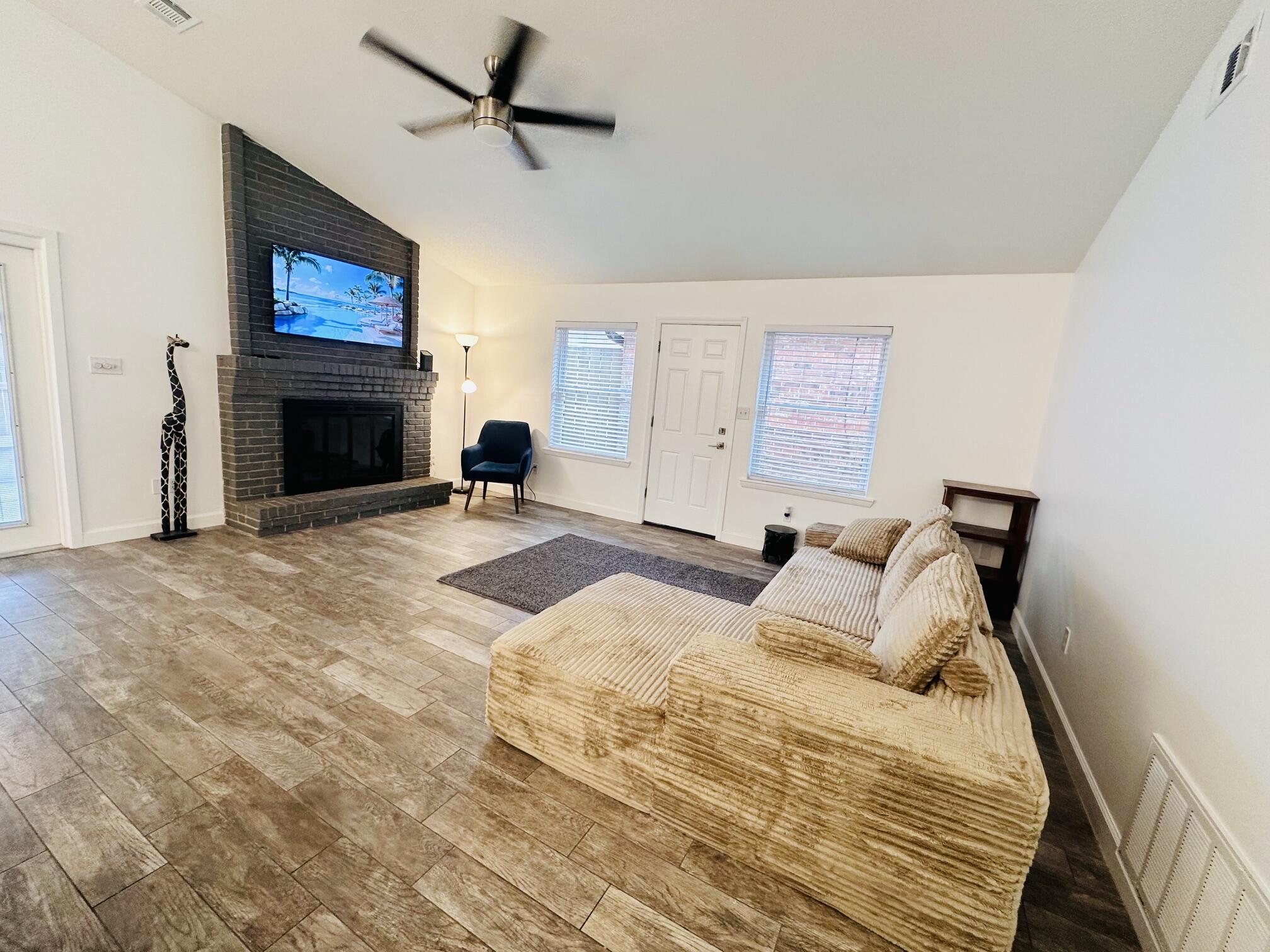 INDIAN OAKS - Residential