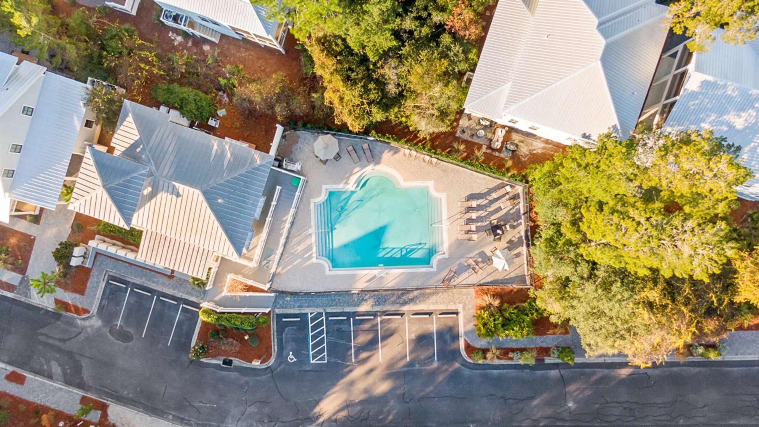 LAKESIDE AT BLUE MOUNTAIN BEACH - Residential Lease