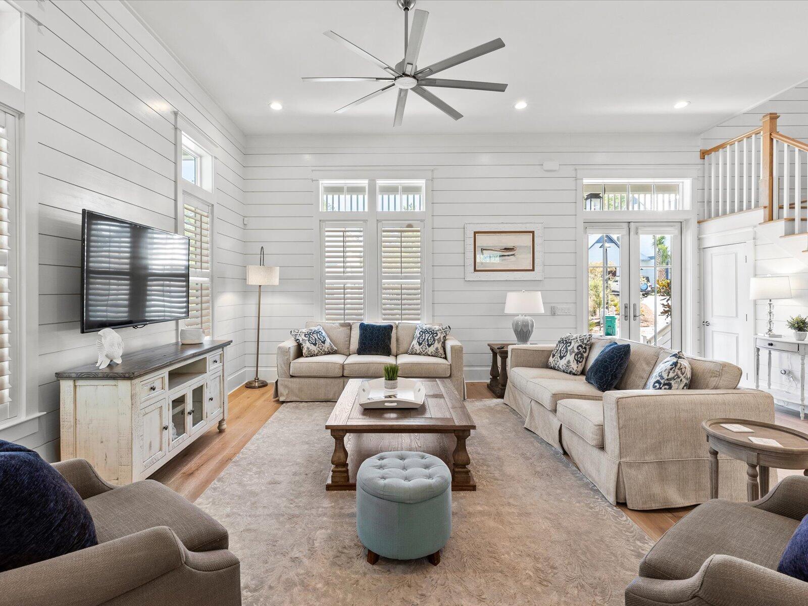 LAKESIDE AT BLUE MOUNTAIN BEACH - Residential Lease