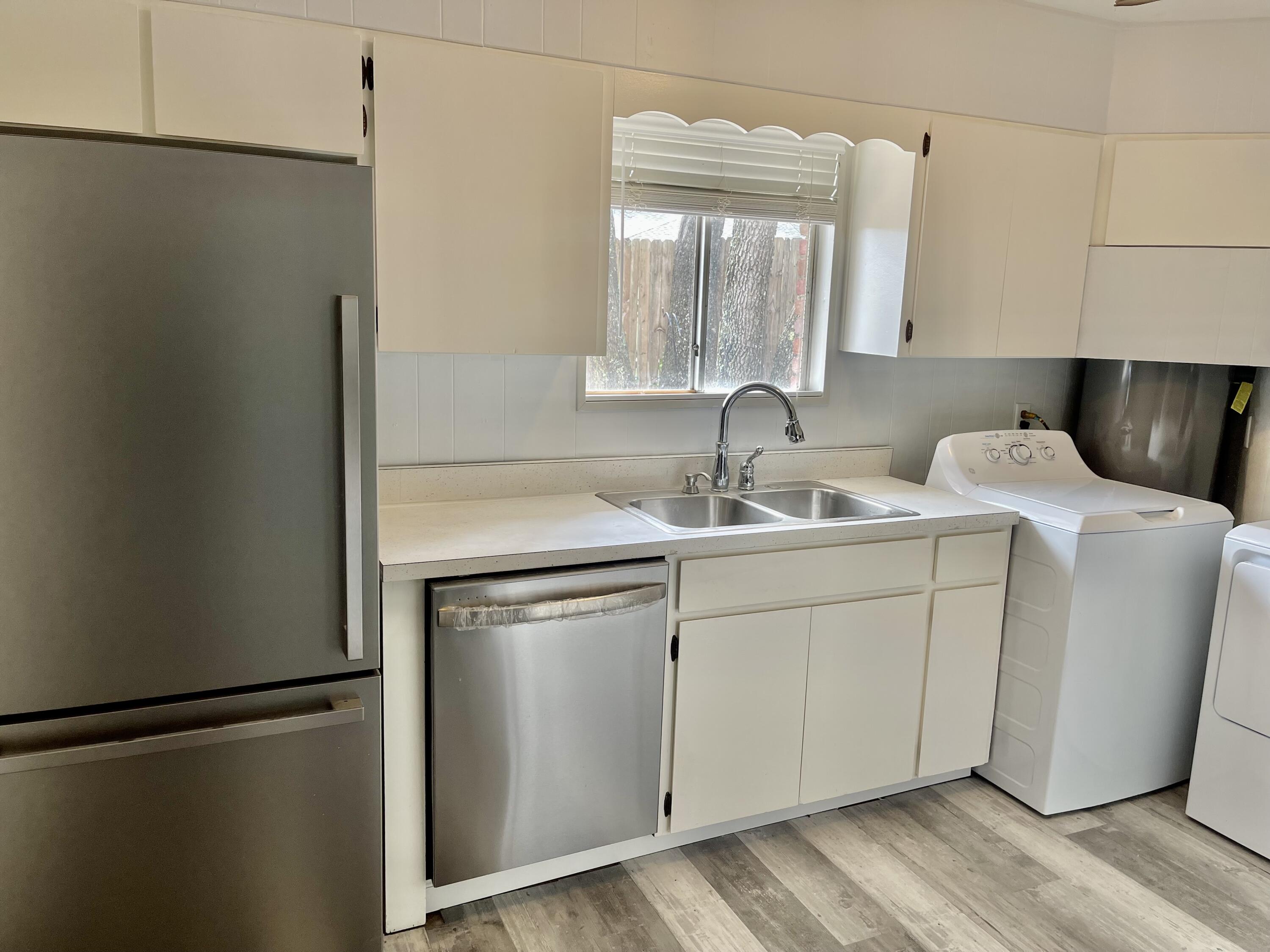 Port Dixie - Residential