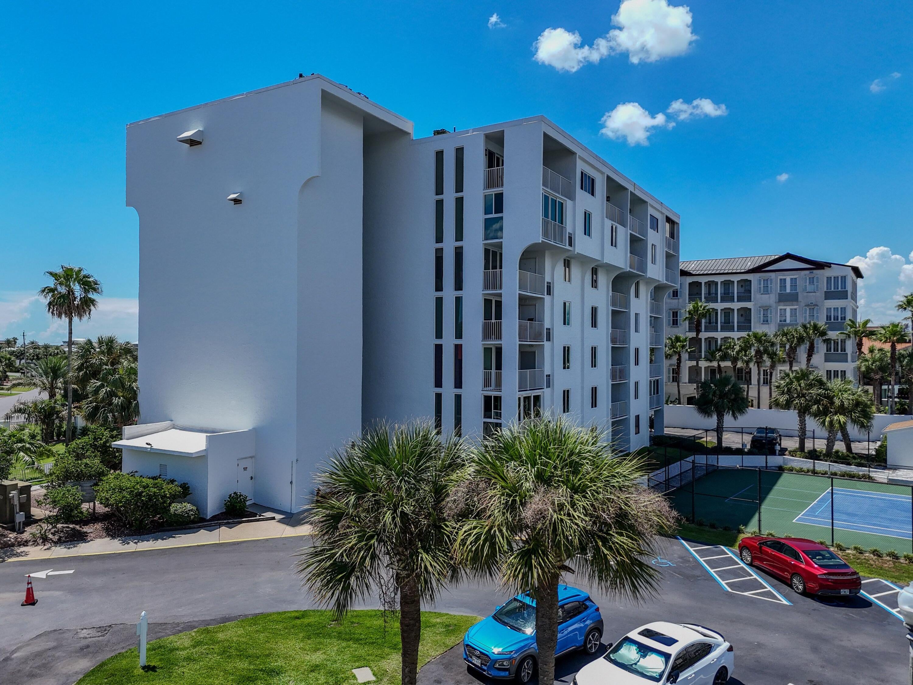 DOLPHIN POINT CONDO - Residential