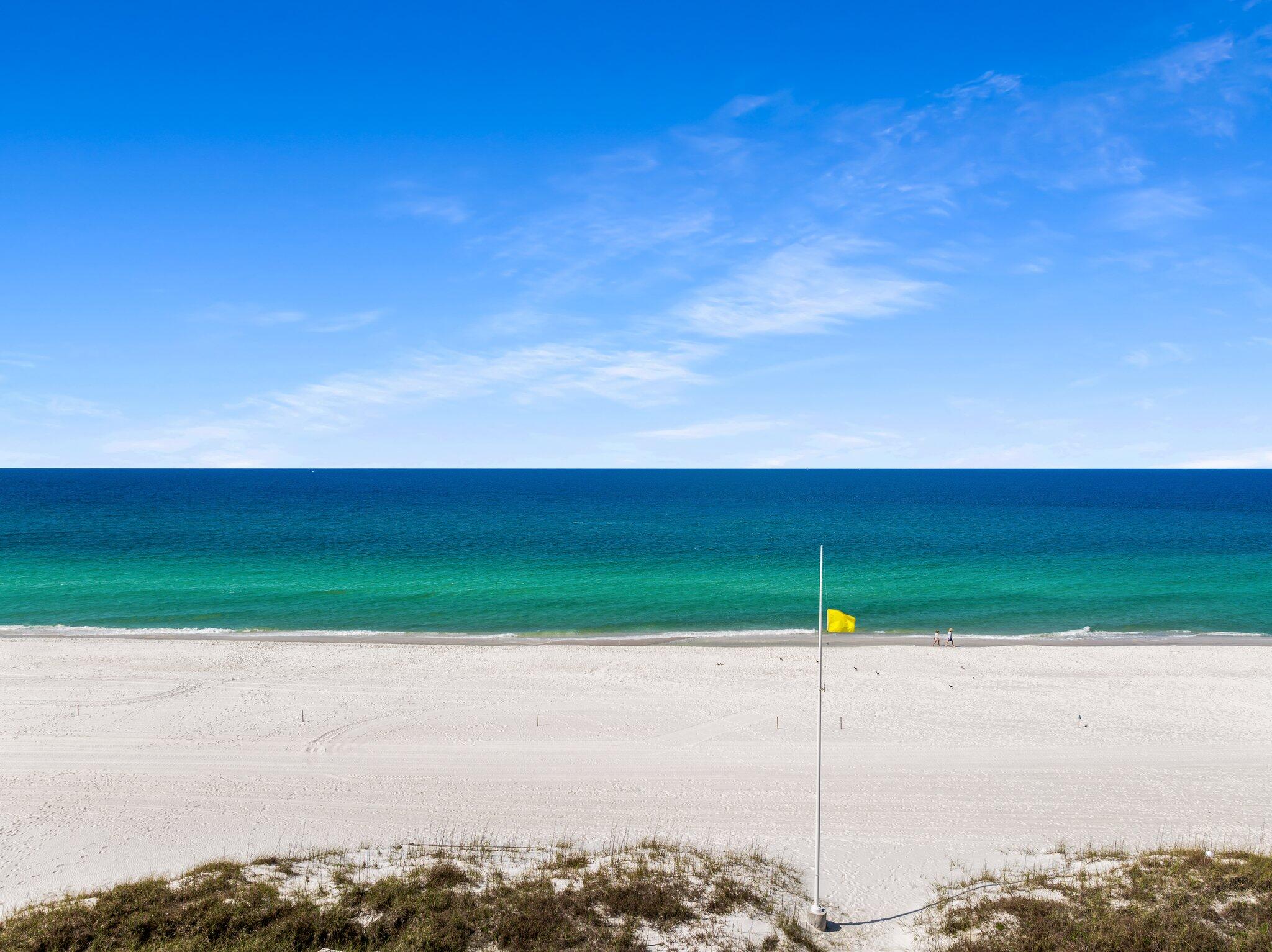 Hadley's Beach - Land