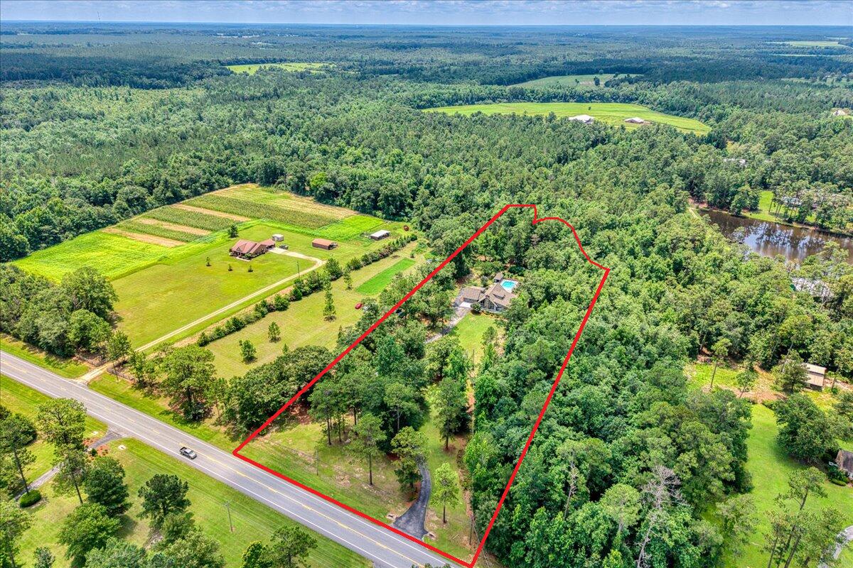NO RECORDED SUBDIVISION - Residential