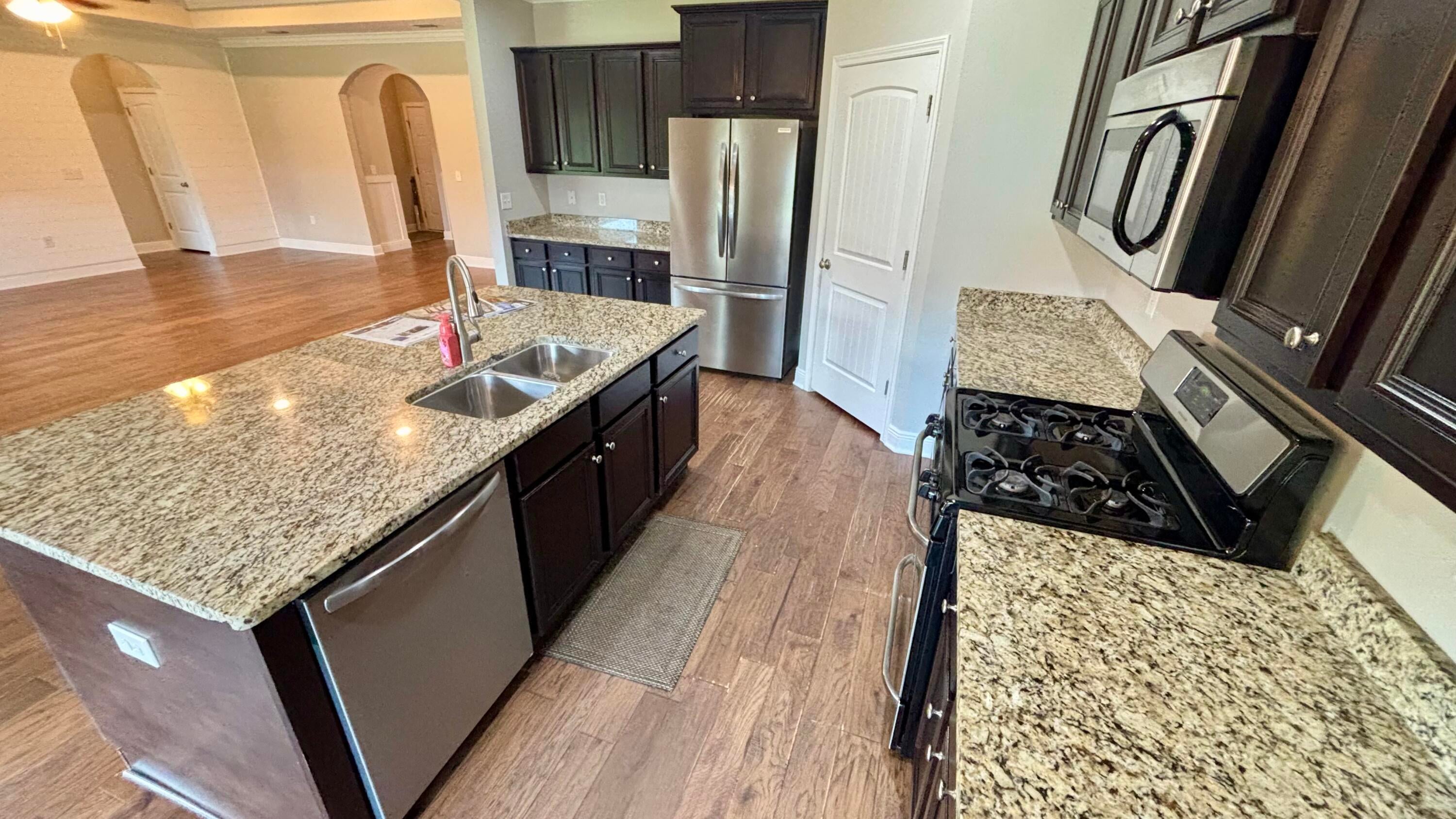HAMMOCK BAY - Residential