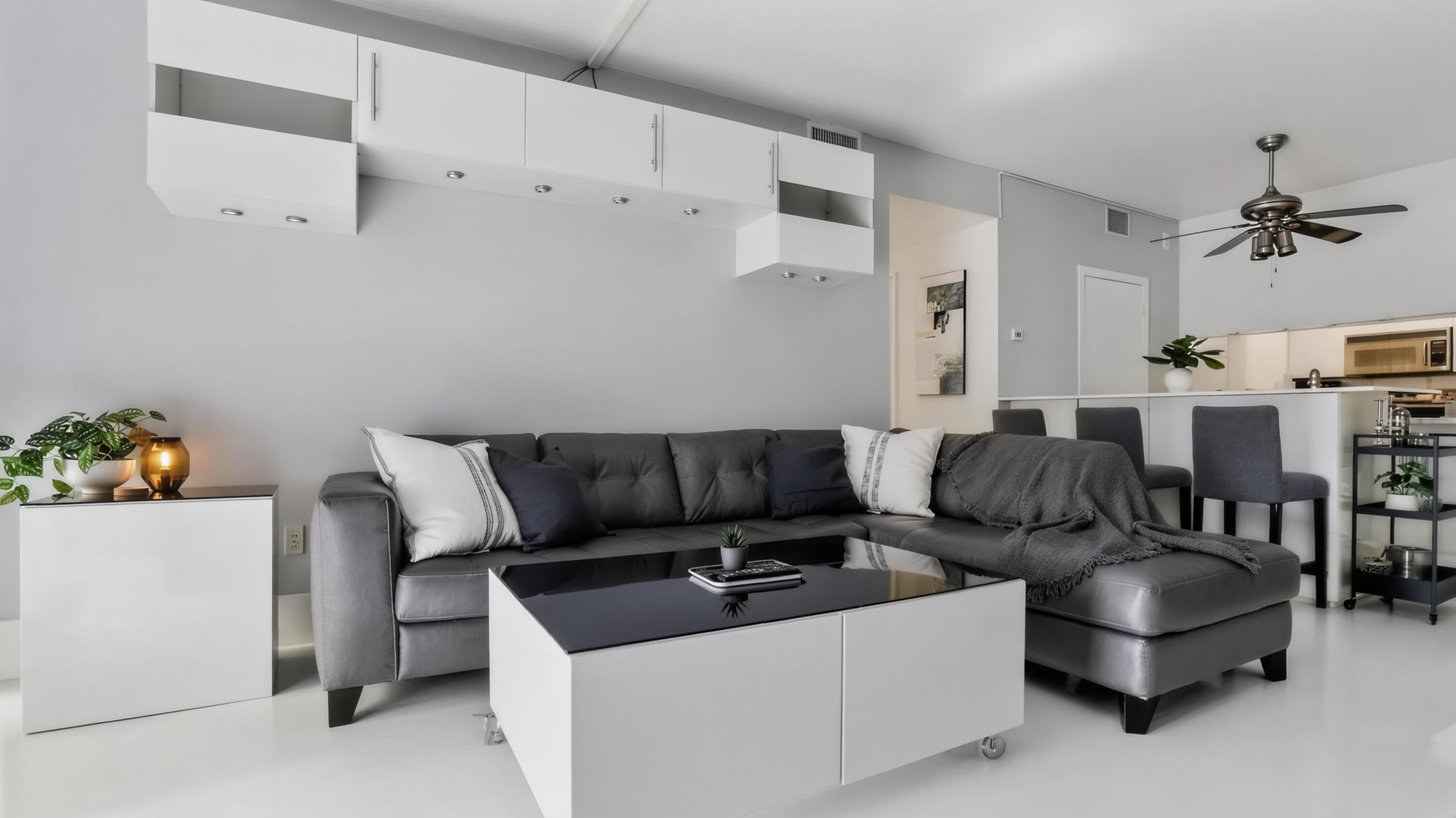 The club at Brickell  Bay - Residential