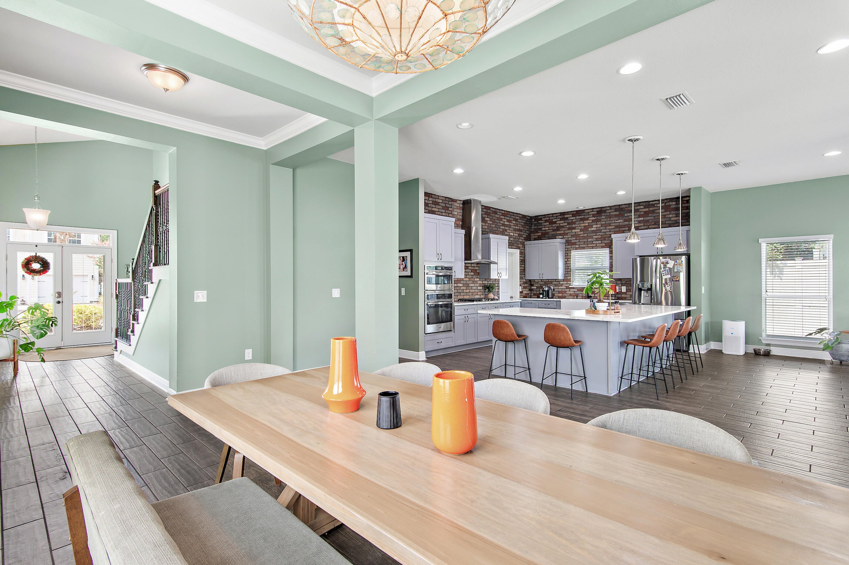 Mussett Bayou Manor - Residential