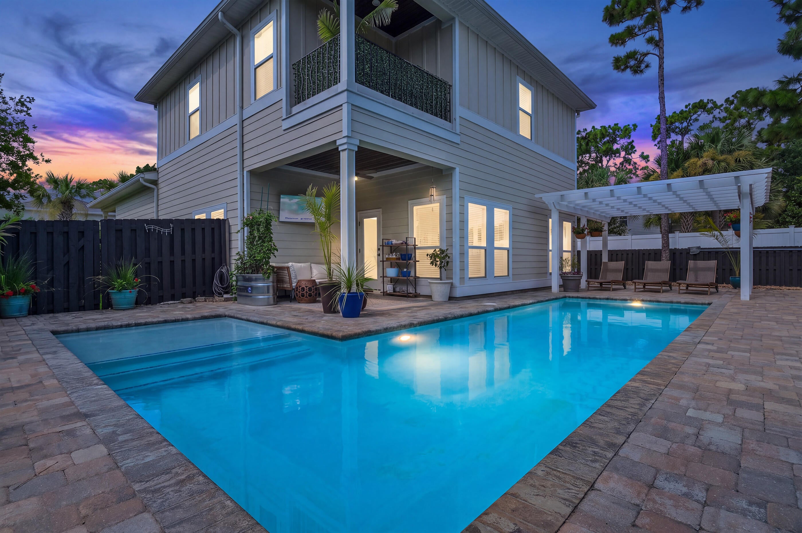 Mussett Bayou Manor - Residential
