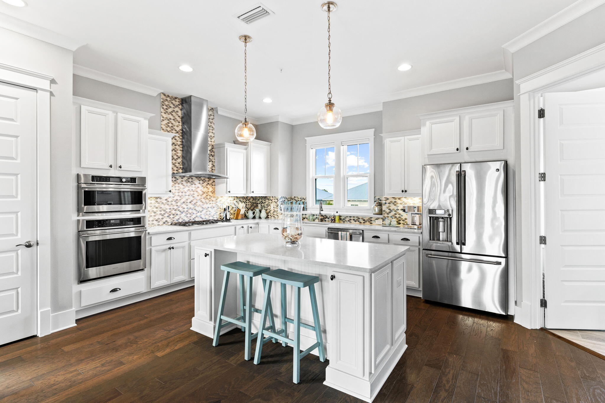 HIGHLAND PARKS - Residential