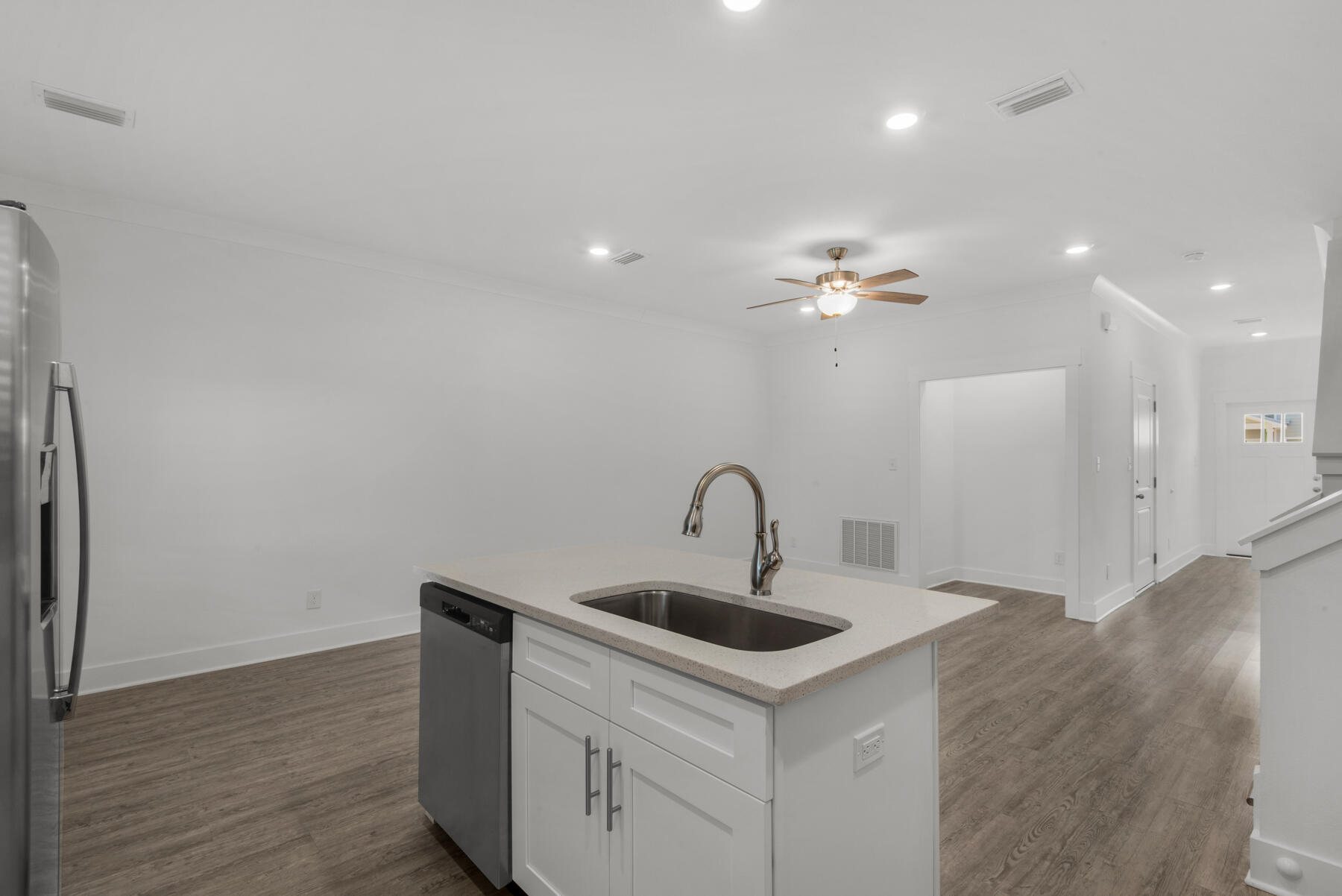 VERANDAS AT FREEPORT - Residential Lease