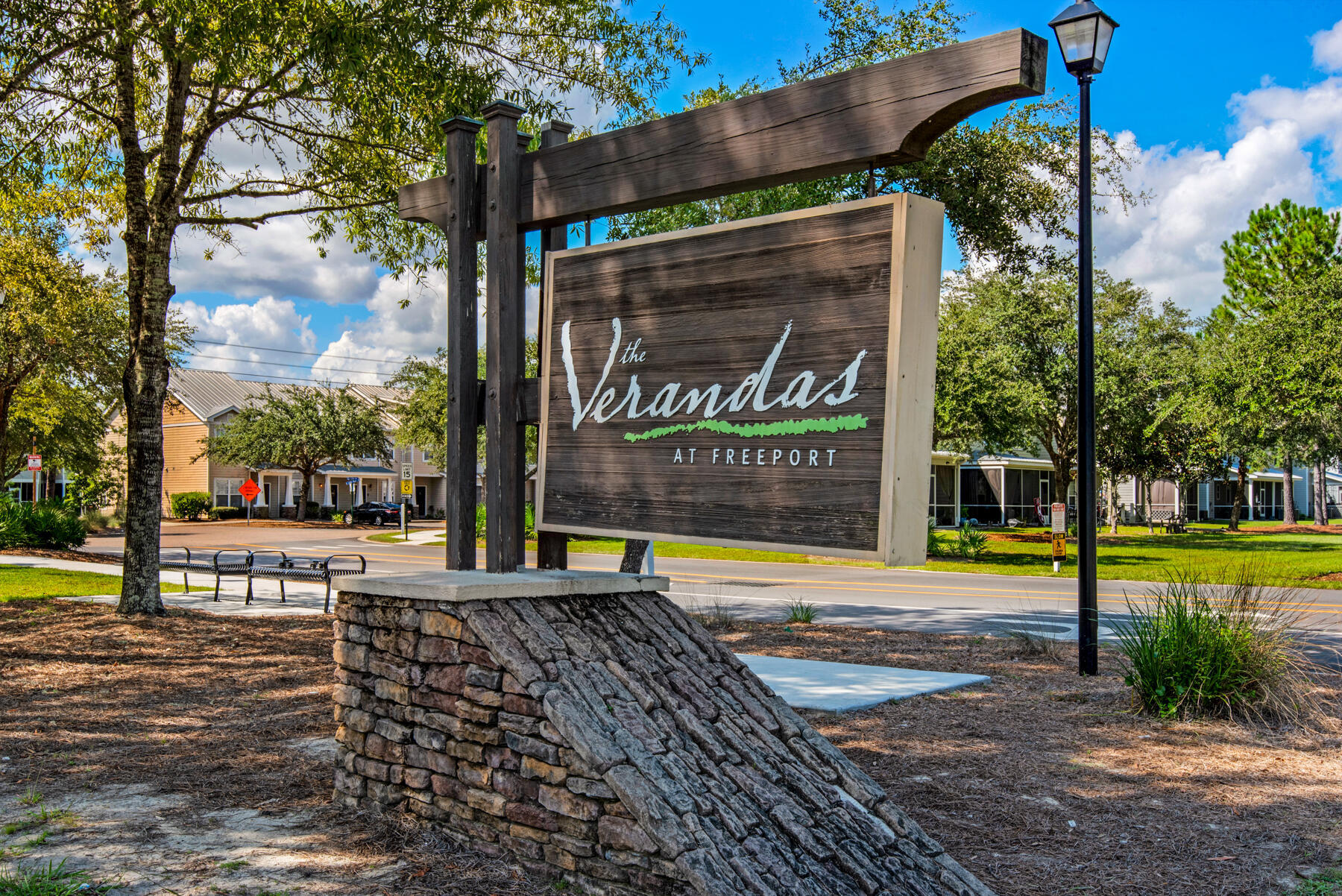 VERANDAS AT FREEPORT - Residential Lease