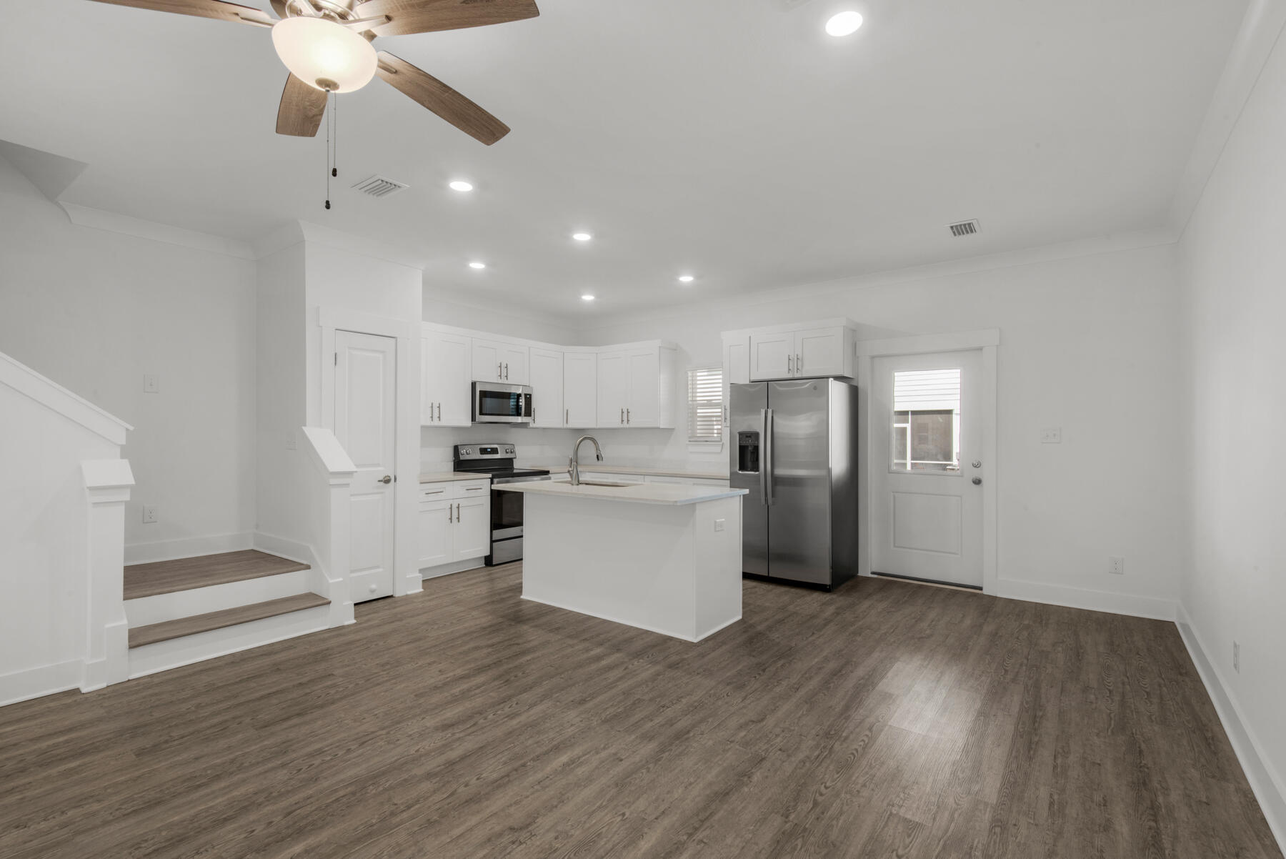VERANDAS AT FREEPORT - Residential Lease