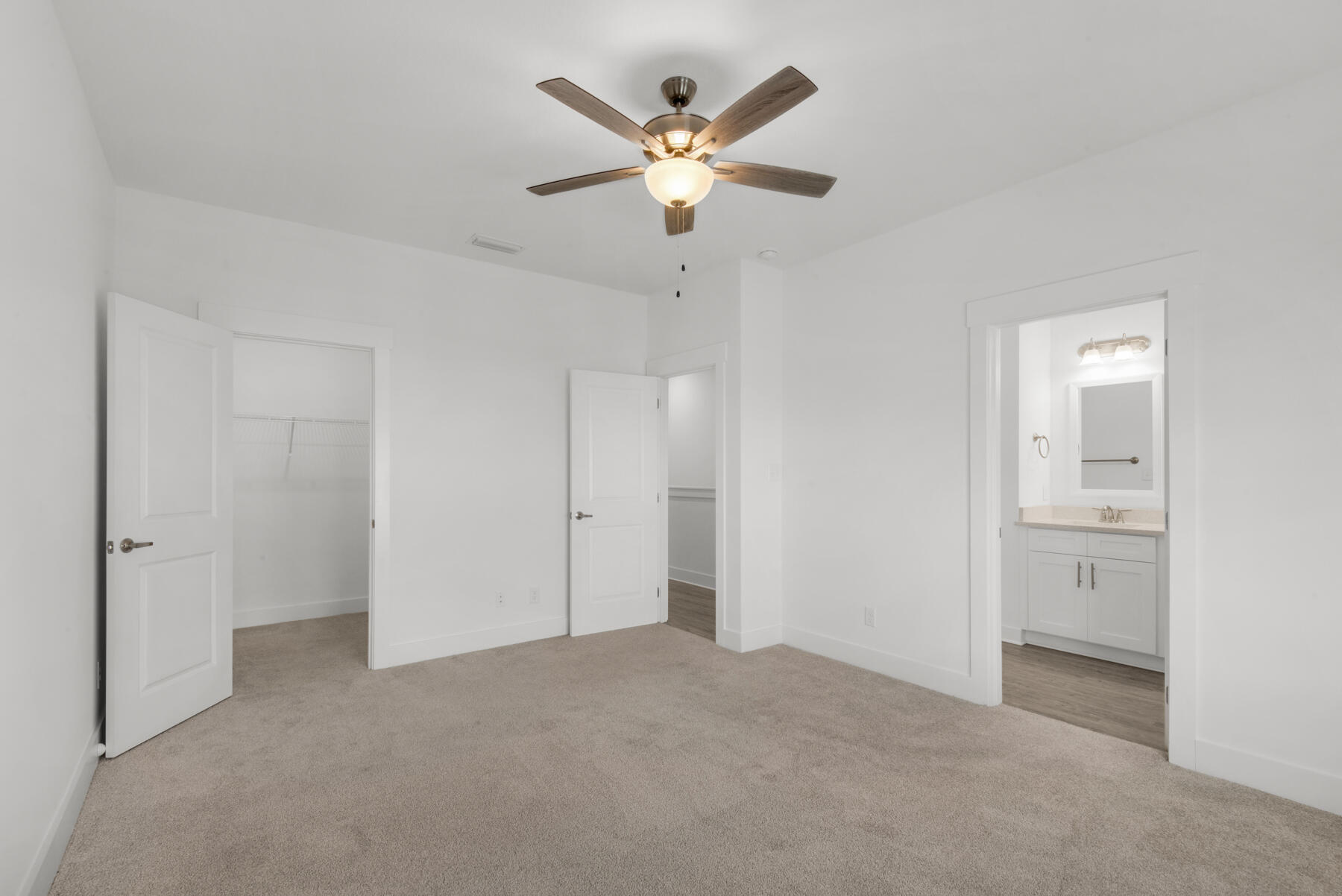 VERANDAS AT FREEPORT - Residential Lease