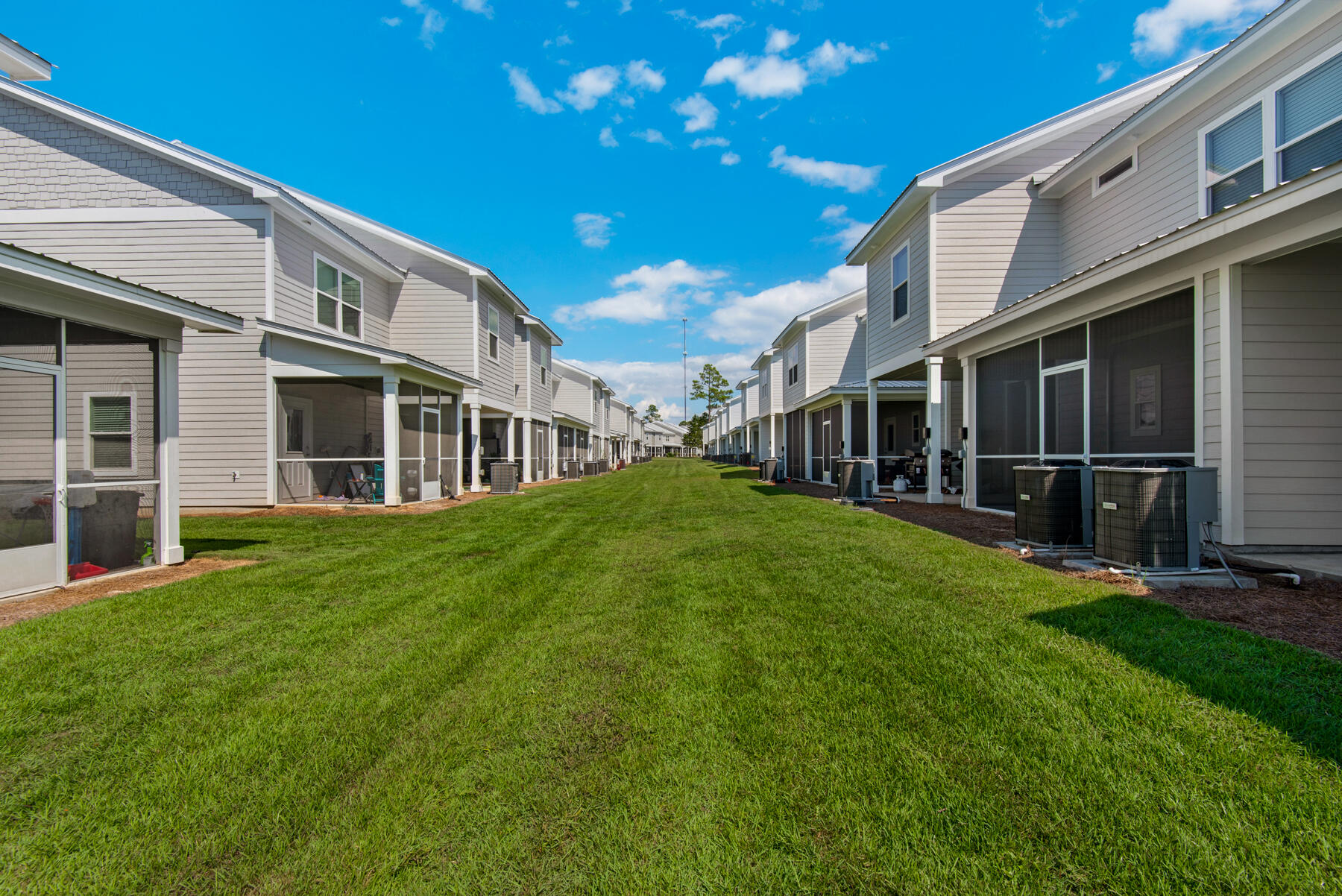 VERANDAS AT FREEPORT - Residential Lease