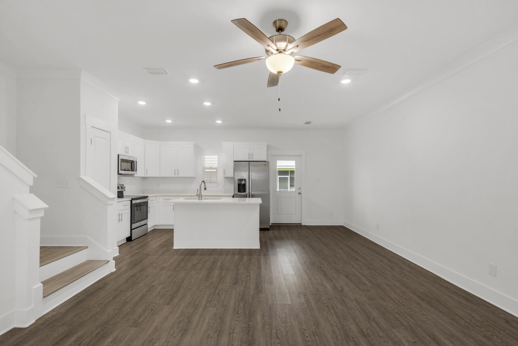 VERANDAS AT FREEPORT - Residential Lease