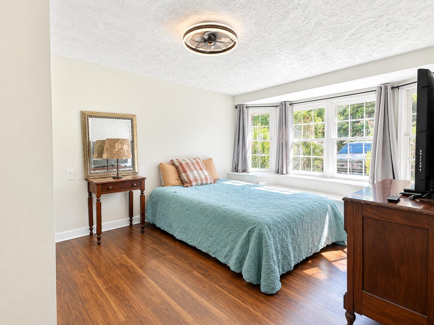 FERRY PARK - Residential