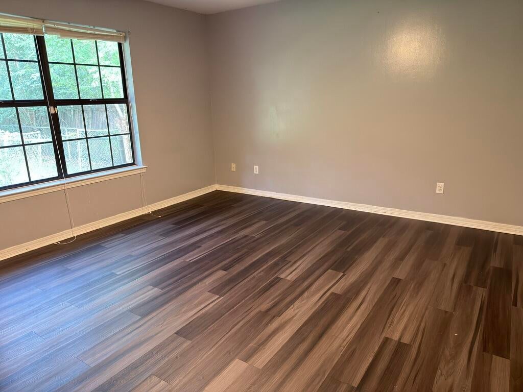 CENTURY WOODS - Residential