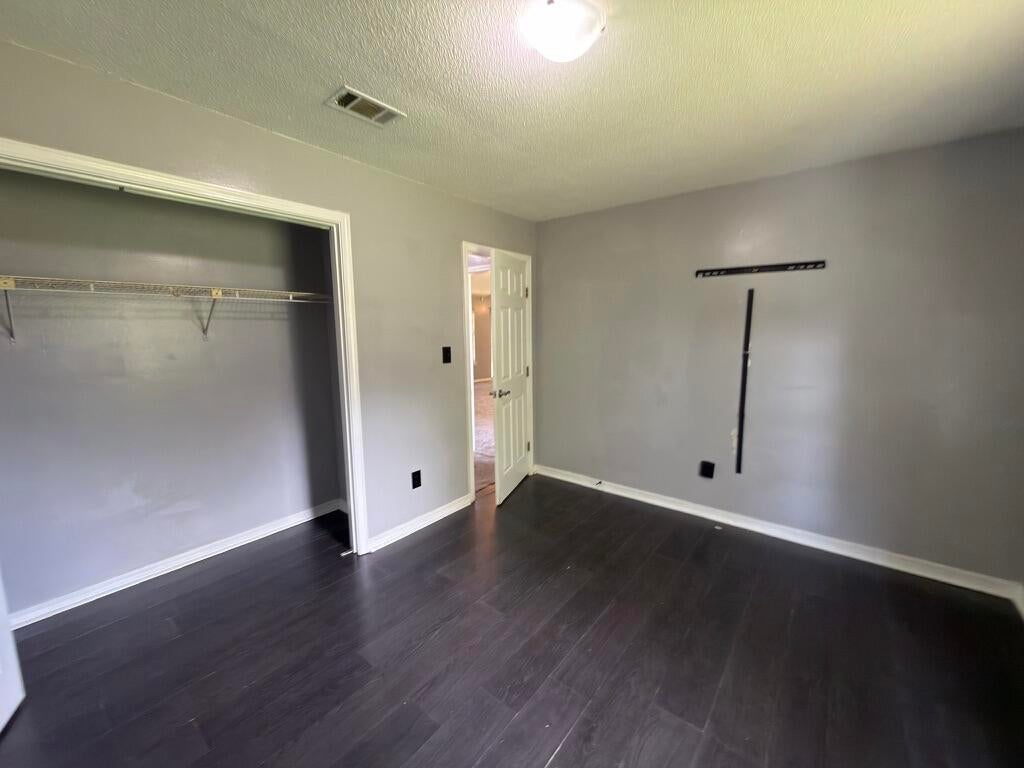 CENTURY WOODS - Residential