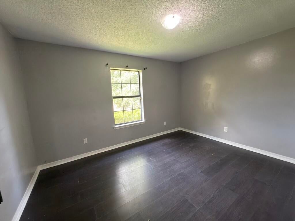 CENTURY WOODS - Residential