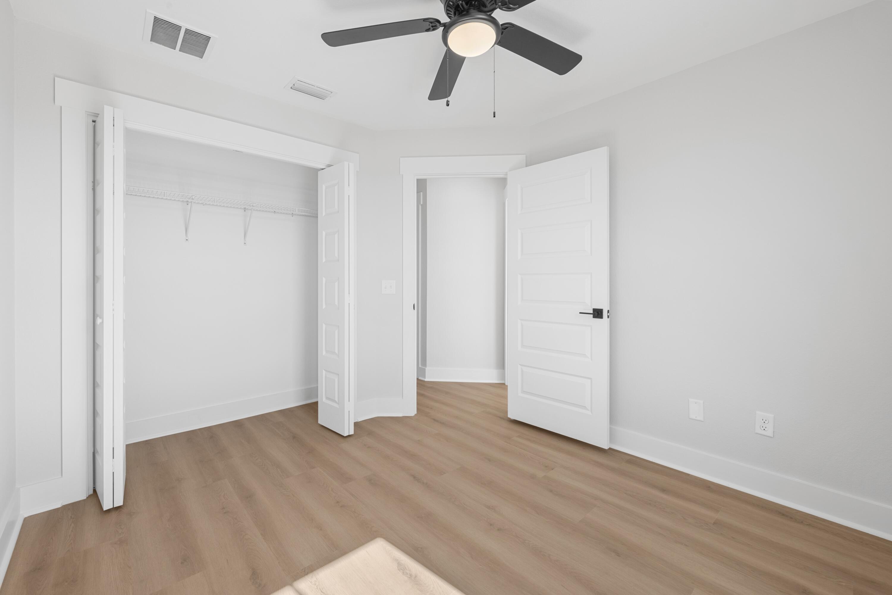METES & BOUNDS - Residential Lease