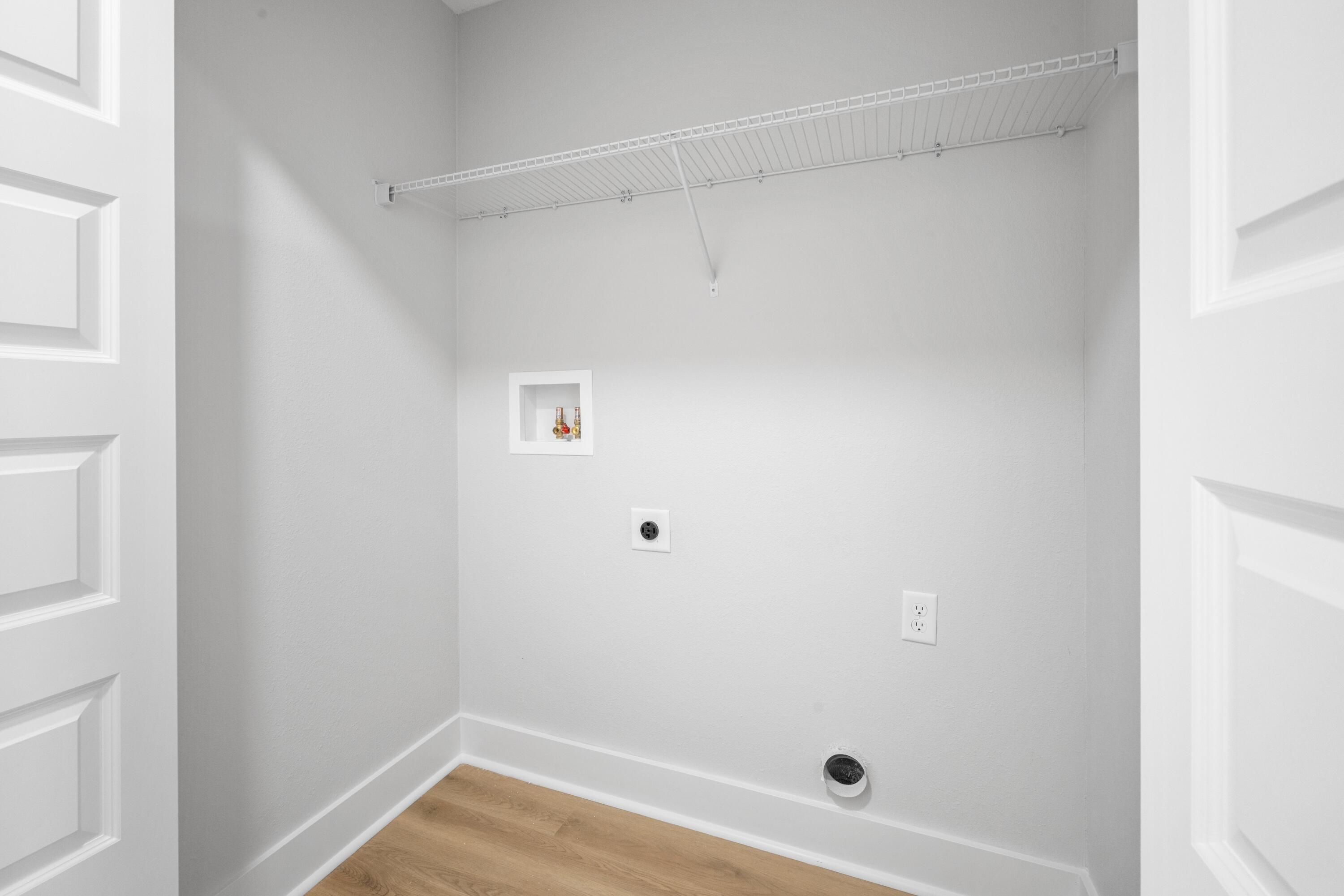 METES & BOUNDS - Residential Lease