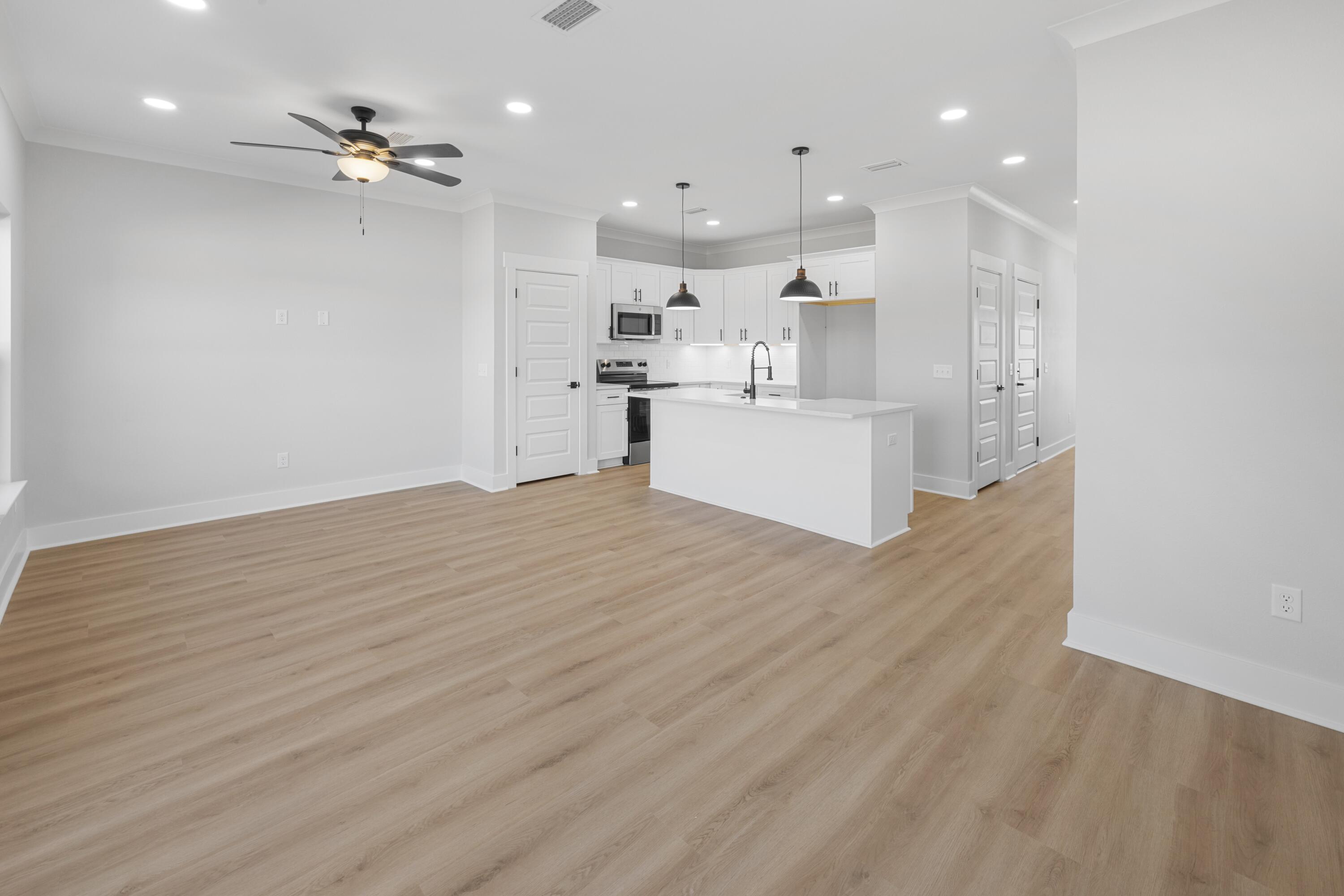 METES & BOUNDS - Residential Lease