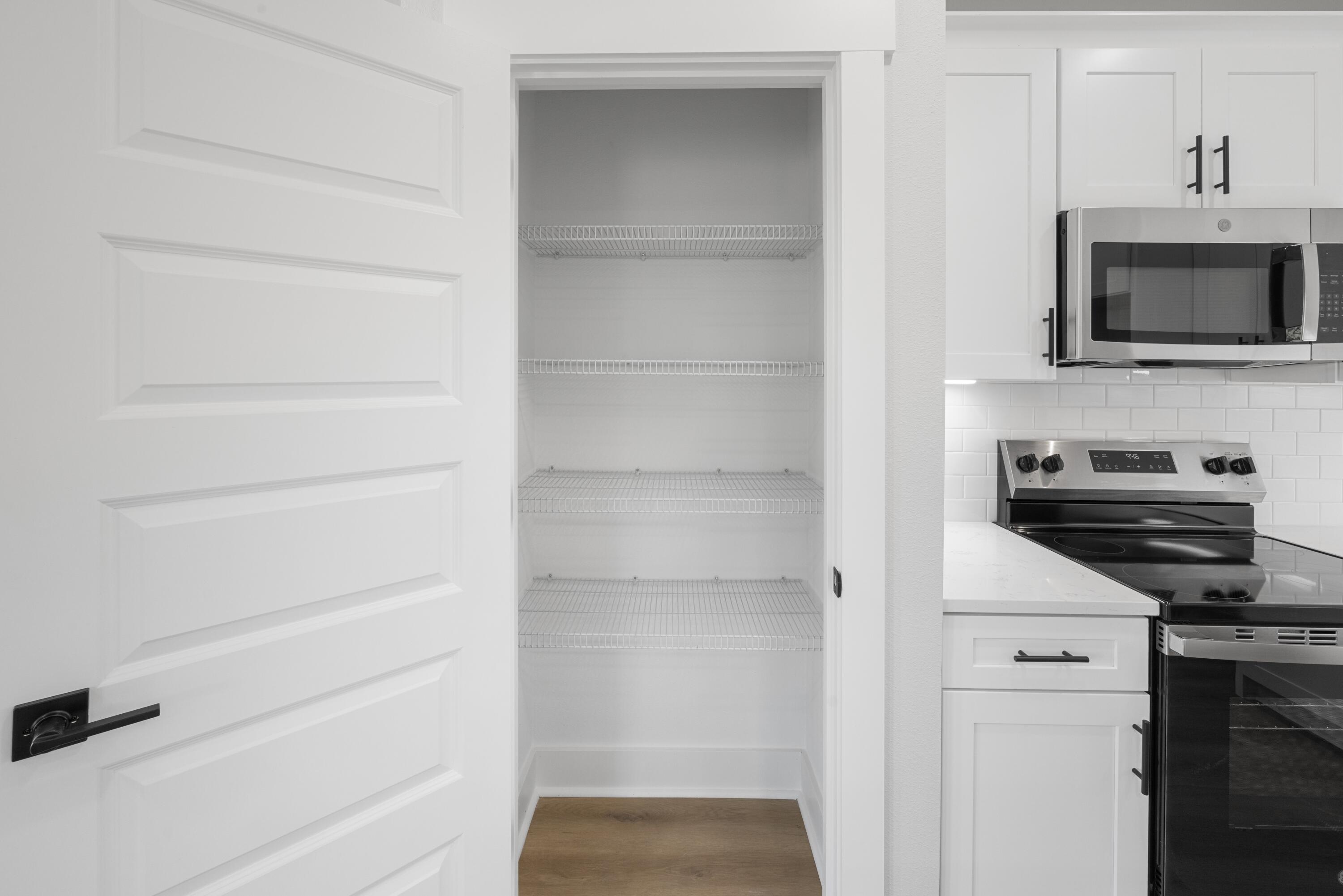 METES & BOUNDS - Residential Lease
