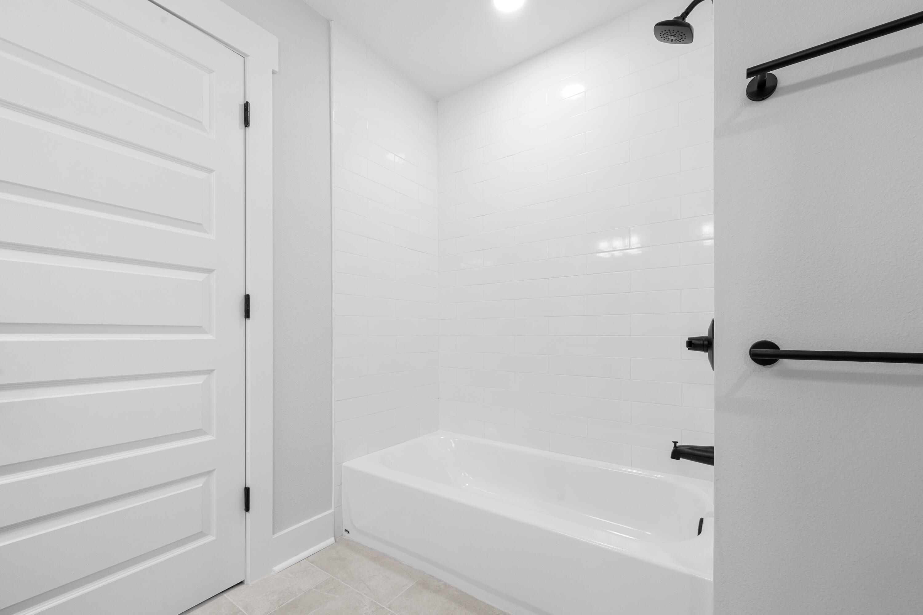 METES & BOUNDS - Residential Lease