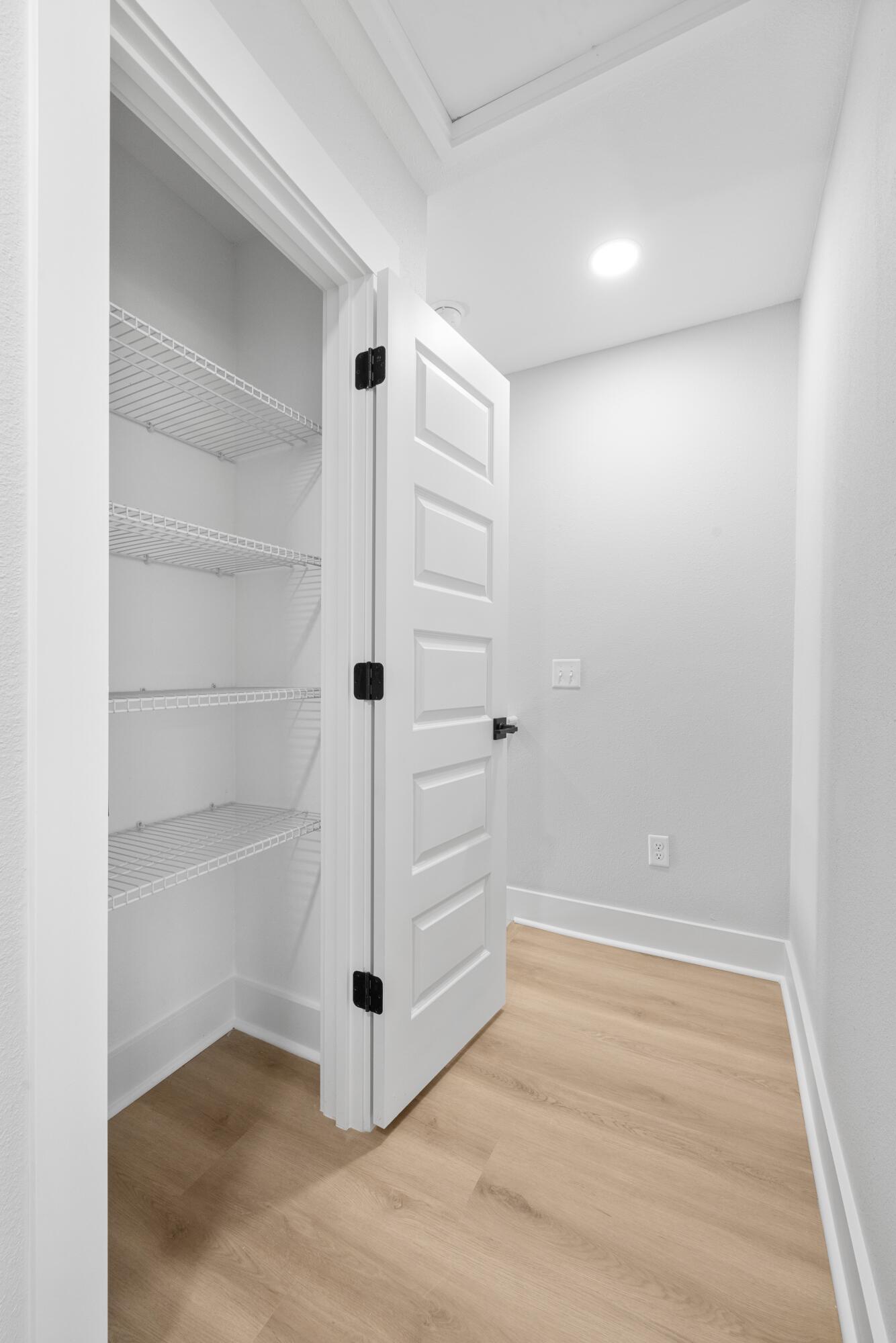 METES & BOUNDS - Residential Lease